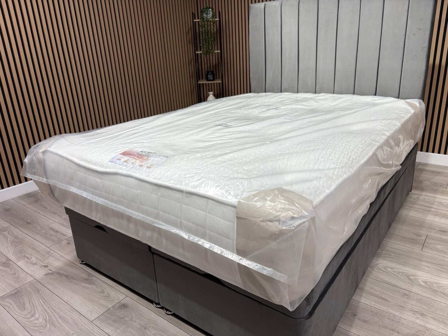 SUPREME Ottoman Divan Set with 2000 Pocket Mattress + Headboard, 4ft 6 Double