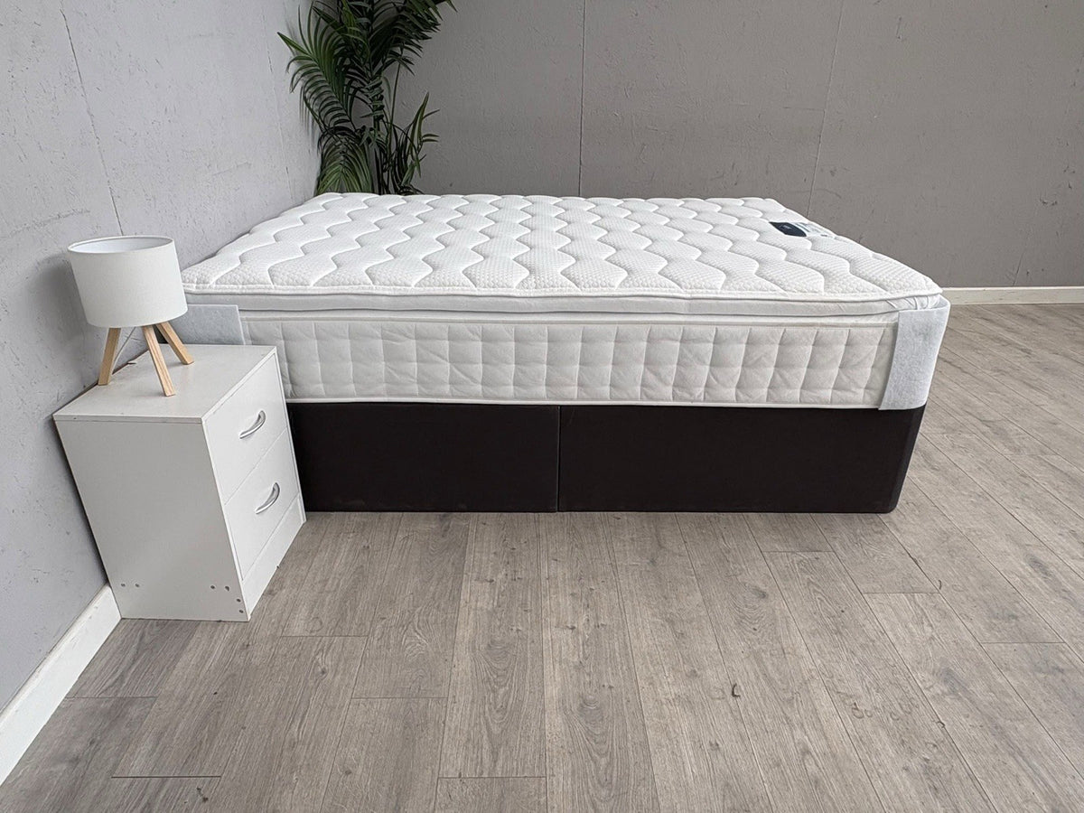 Silentnight 2000 Pocket Pillowtop 4ft 6 Double Mattress - RRP £899