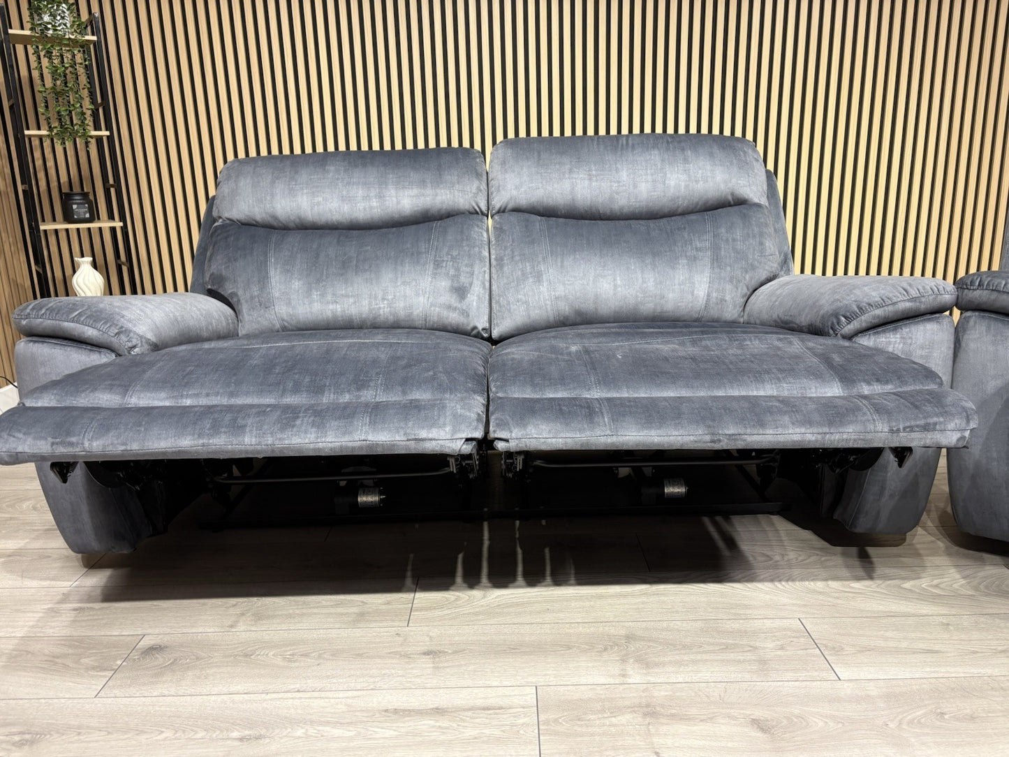 Furniture Village SLOANE Fabric 3 Seater Power Recliner Sofa - RRP £1,095