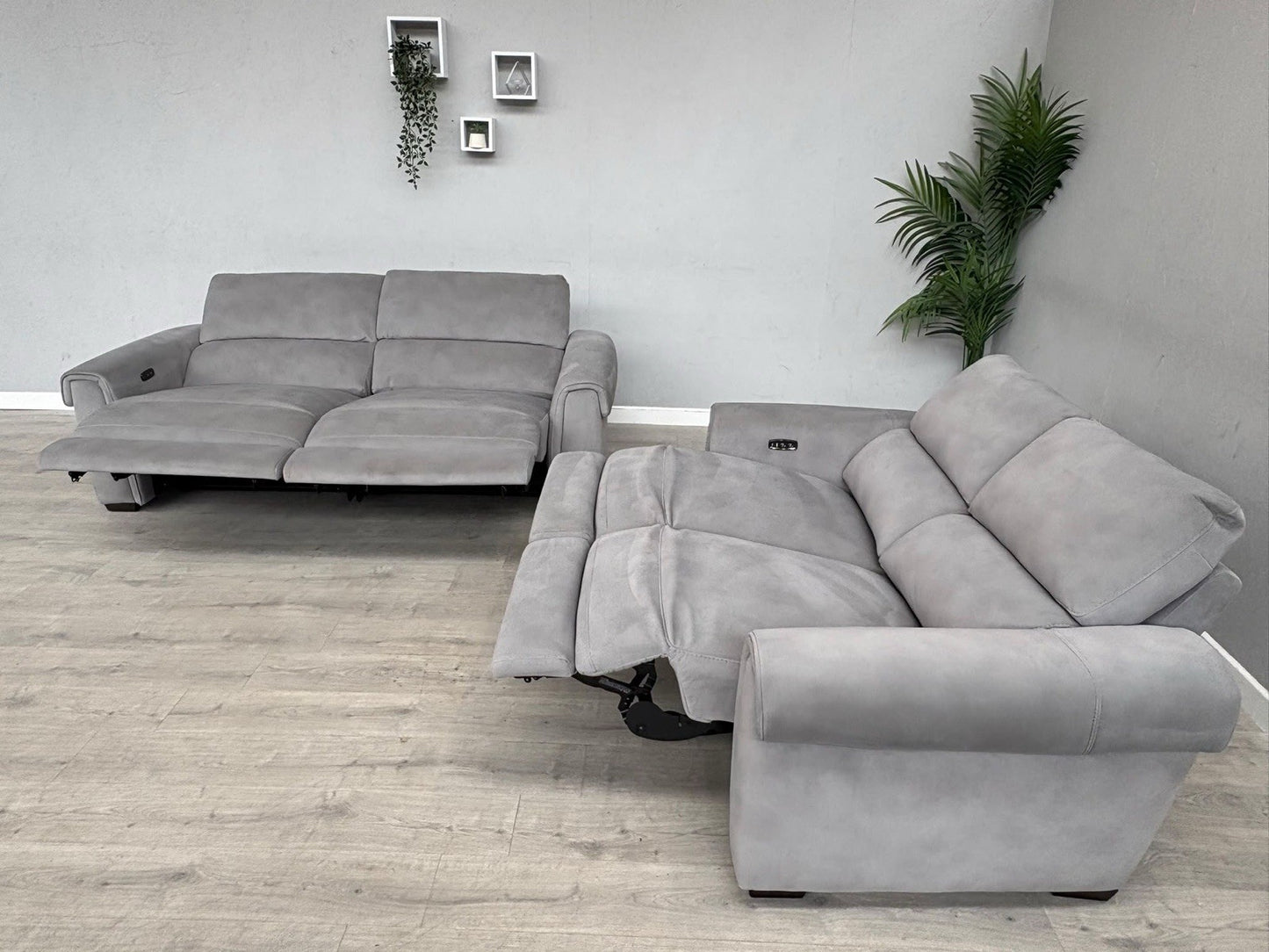 Furniture Village NIXON Fabric 3+2 Seater Power Recliner Sofa Set - RRP £2,290