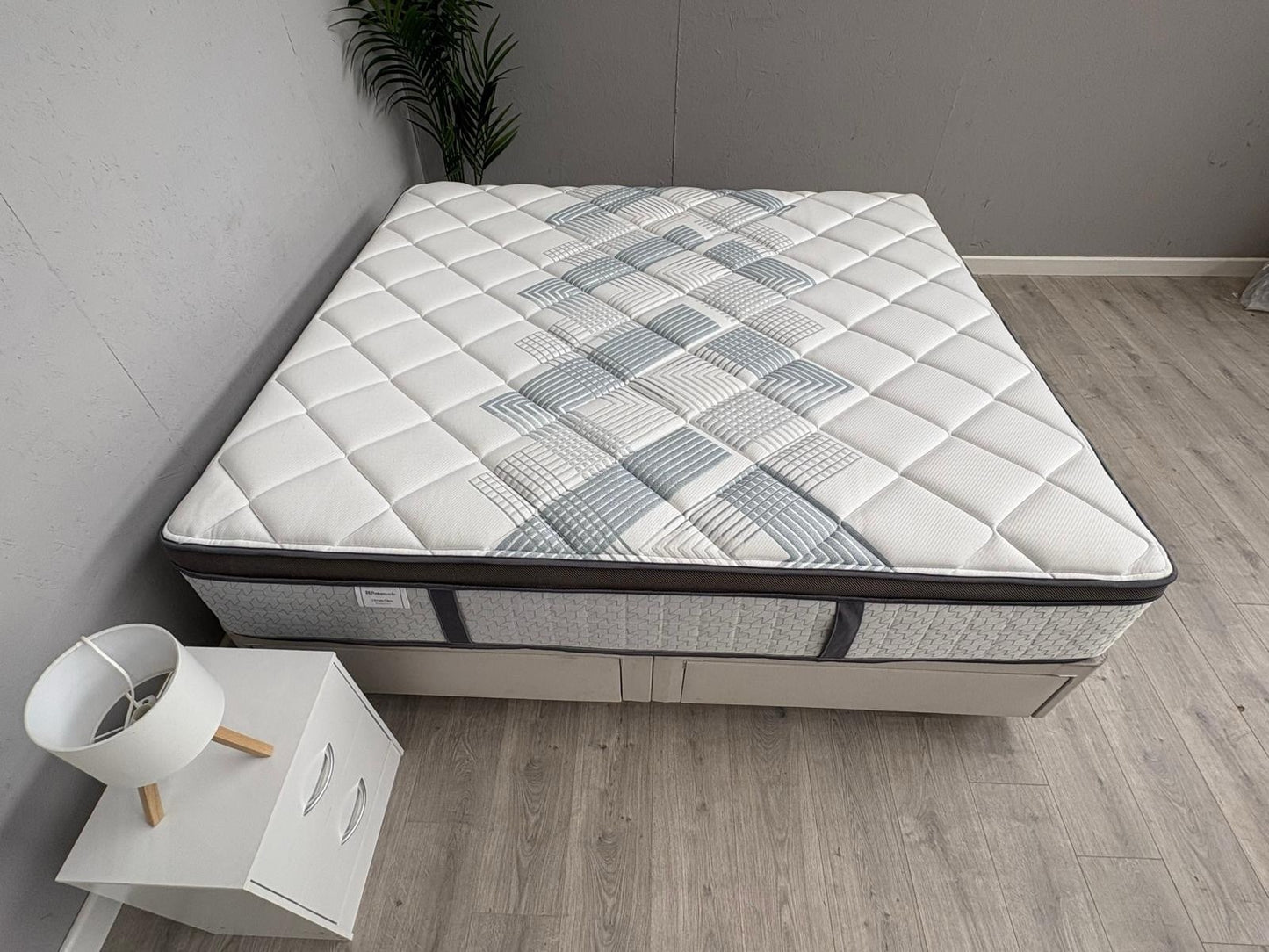 Sealy Elevate Ultra BRONTE 6ft Superking Mattress, Firm - RRP £2,499