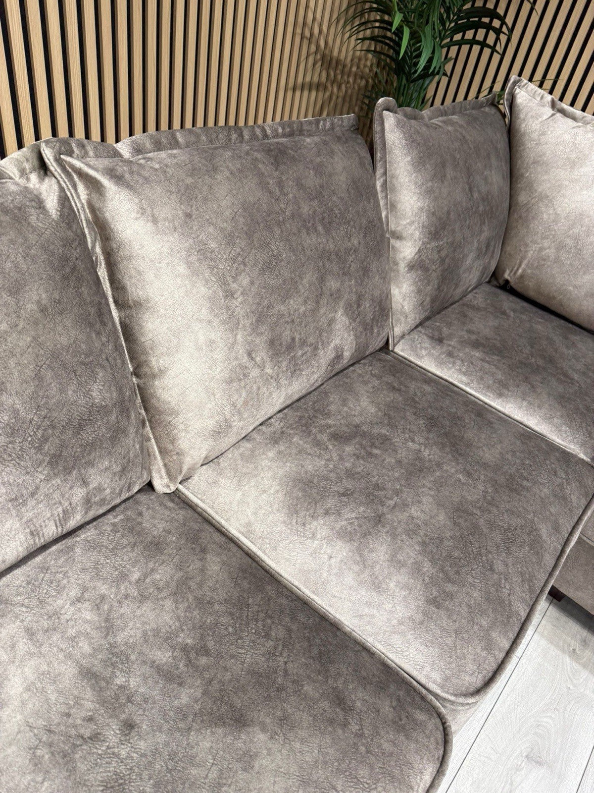 Furniture Village ARIANA Style Small Fabric 2 Corner 2 Sofa - RRP £2,995