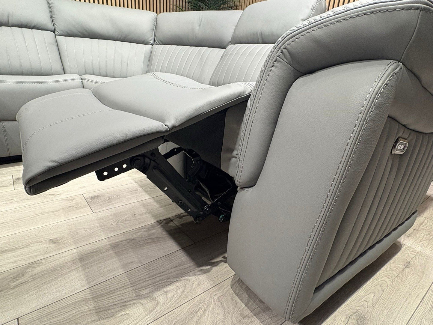 DOMINO Leather Modular Corner Sofa Set, Power Recliners - RRP £2,995