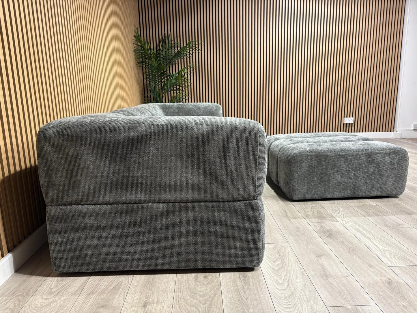 Taskers KIRWIN Large Fabric 3 Seater Sofa + Footstool - RRP £2,999
