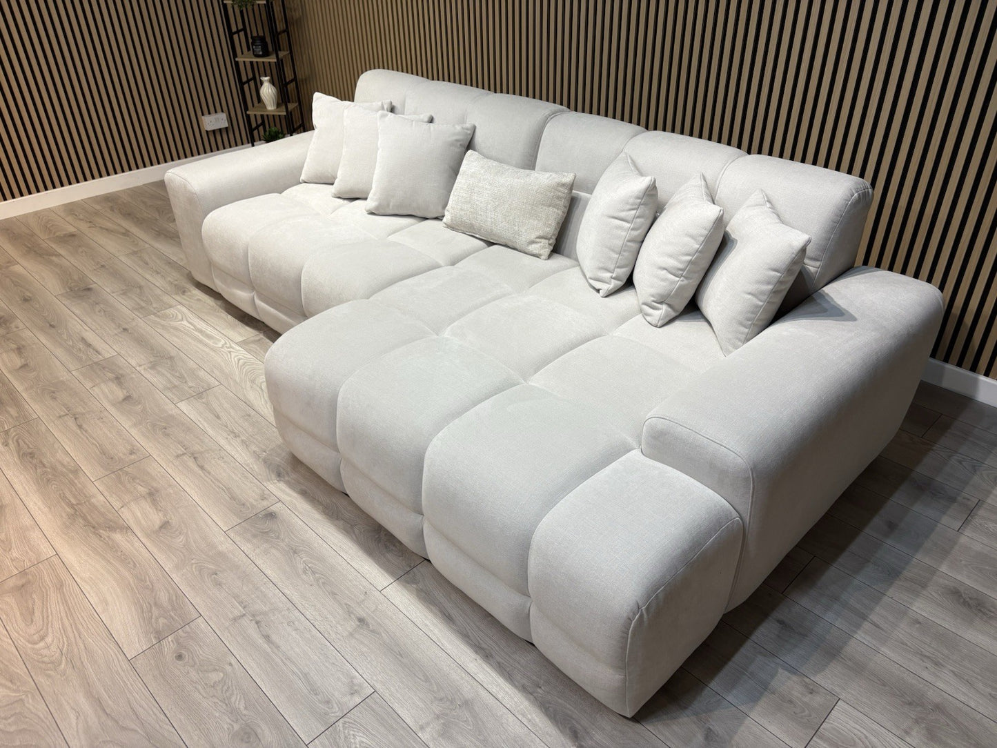EVE CLOUD Large Fabric 3 Seater RHF Chaise Corner Sofa - RRP £2,299