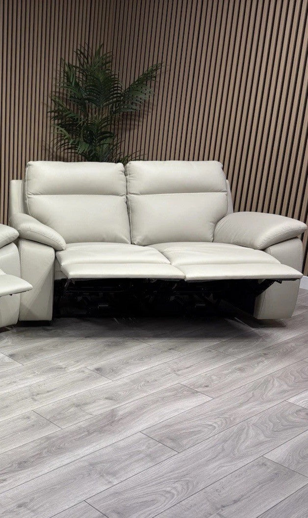 F. Village Nicoletti PEPINO Leather 2 Seater Power Recliner Sofa - RRP £2,495