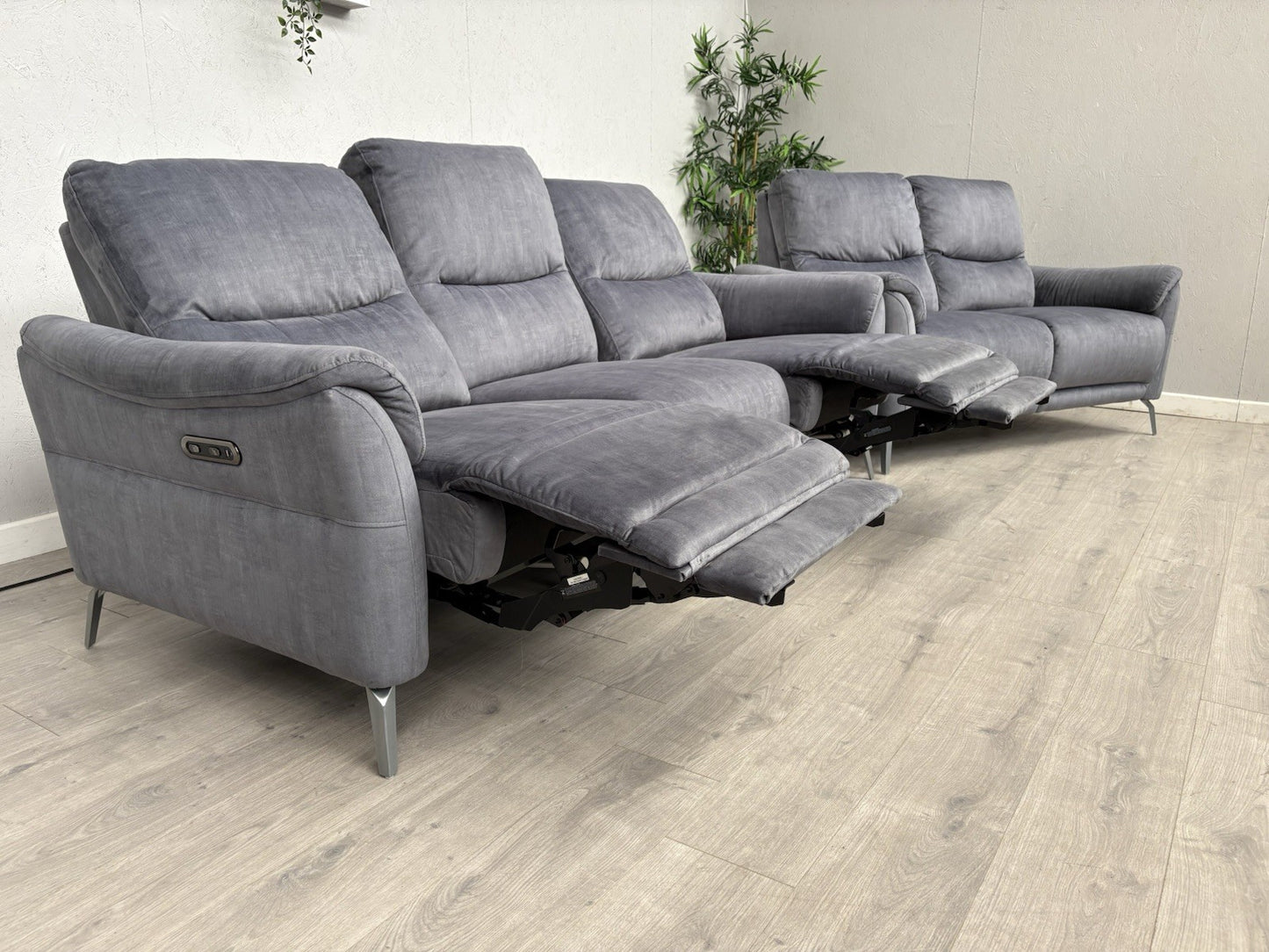 F. Village DAYTONA Fabric 3 + 2 Seater Sofa Set, Power Recliner - RRP £2,490