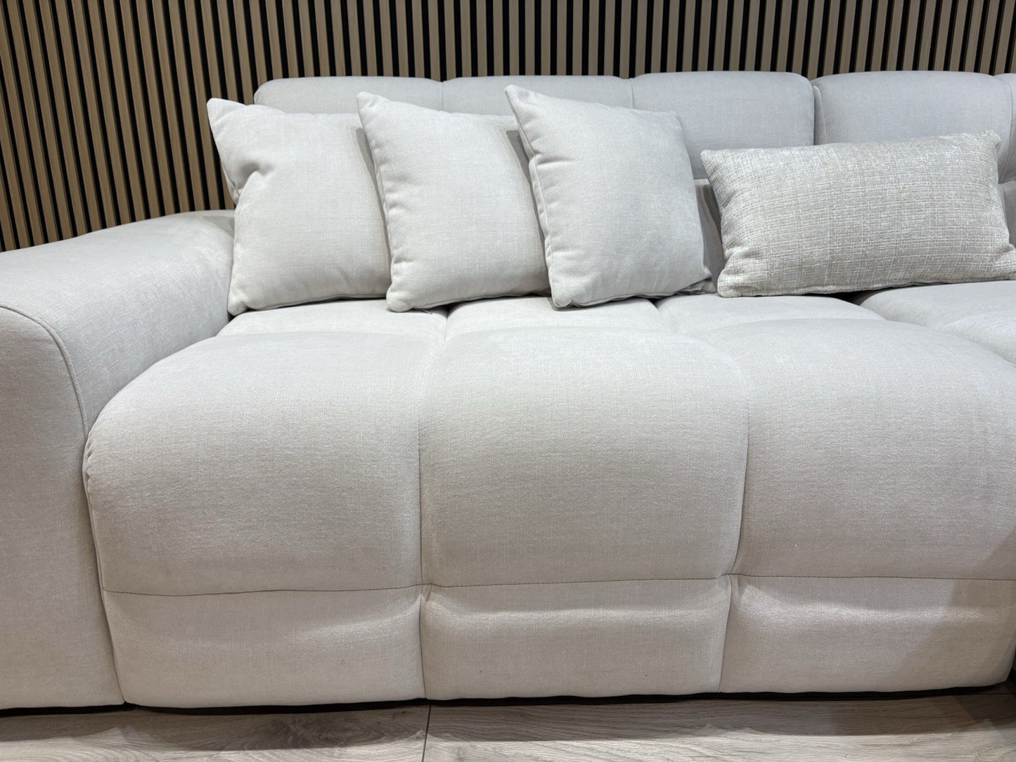 EVE CLOUD Large Fabric 3 Seater RHF Chaise Corner Sofa - RRP £2,299