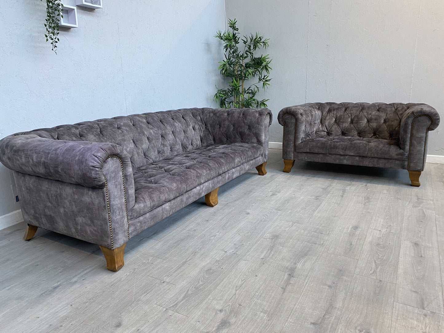 Alexander & James VIVIENNE Fabric Chesterfield 4 Seater Sofa + Snuggler Armchair