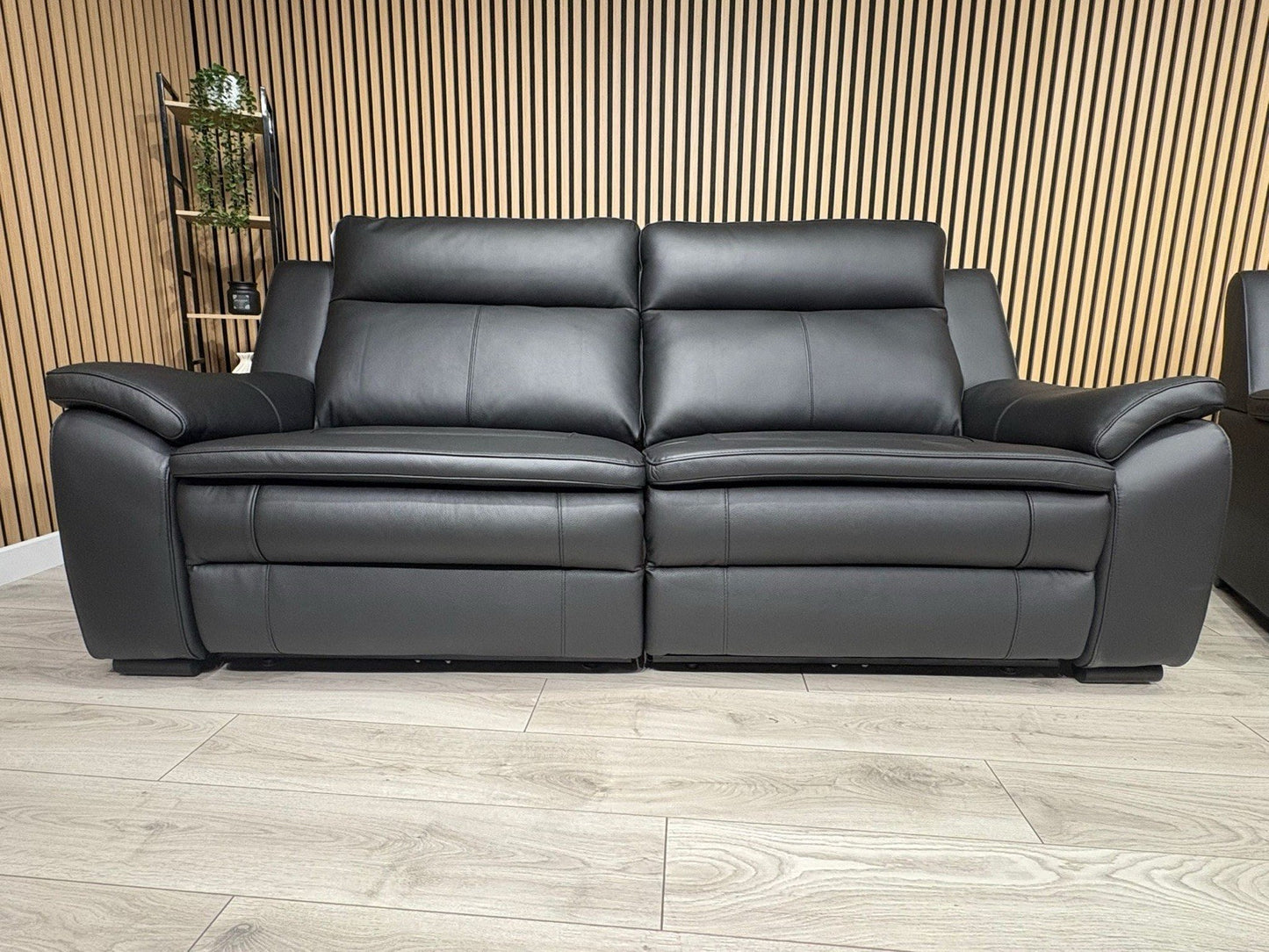 DFS Boston Leather 3 + 2 Seater Sofa Set, Power Recliners RRP: £4495