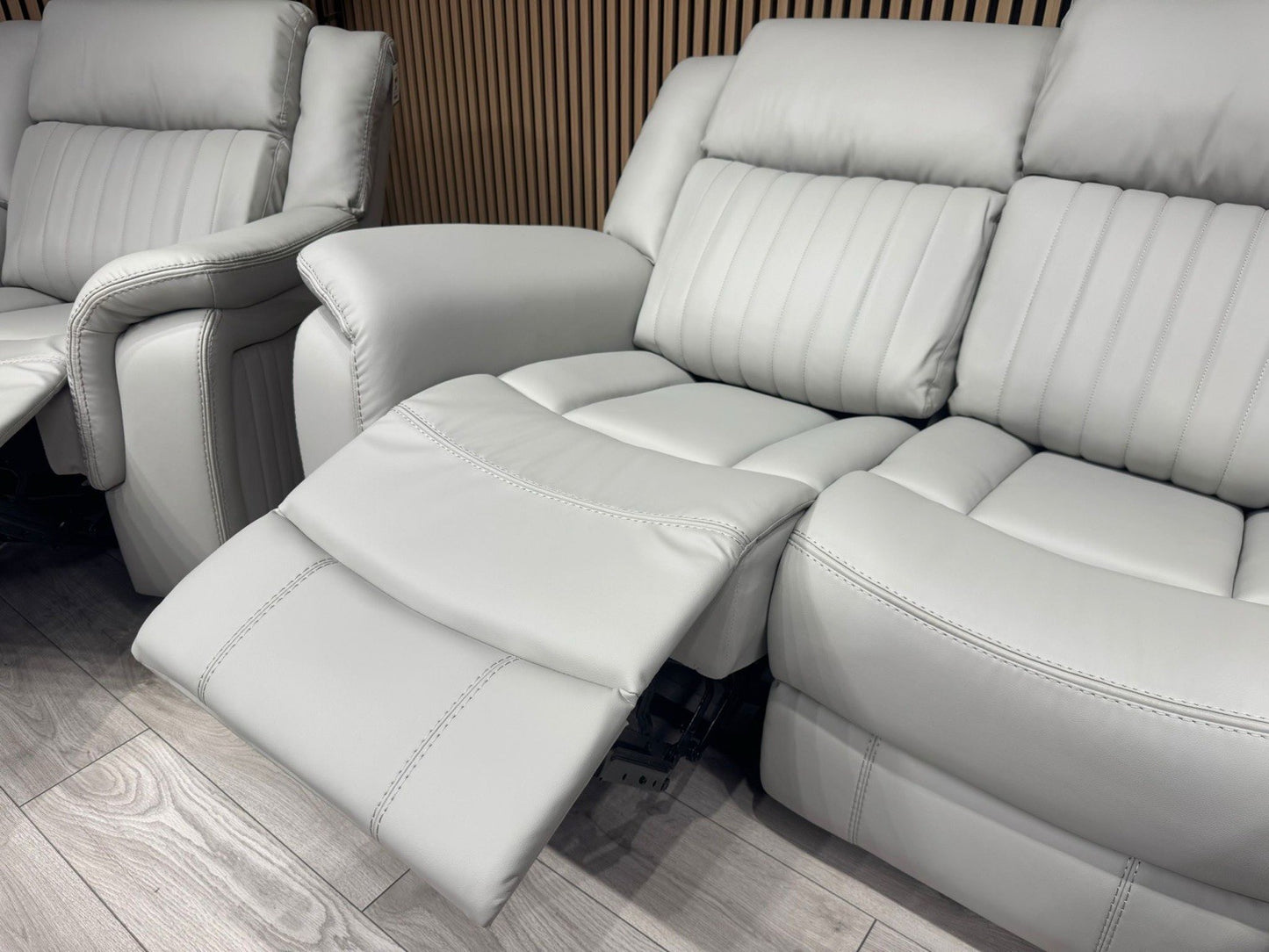 DOMINO Leather 3 Seater Sofa + 2 x Armchairs Set, Power Recliners - RRP £3,495