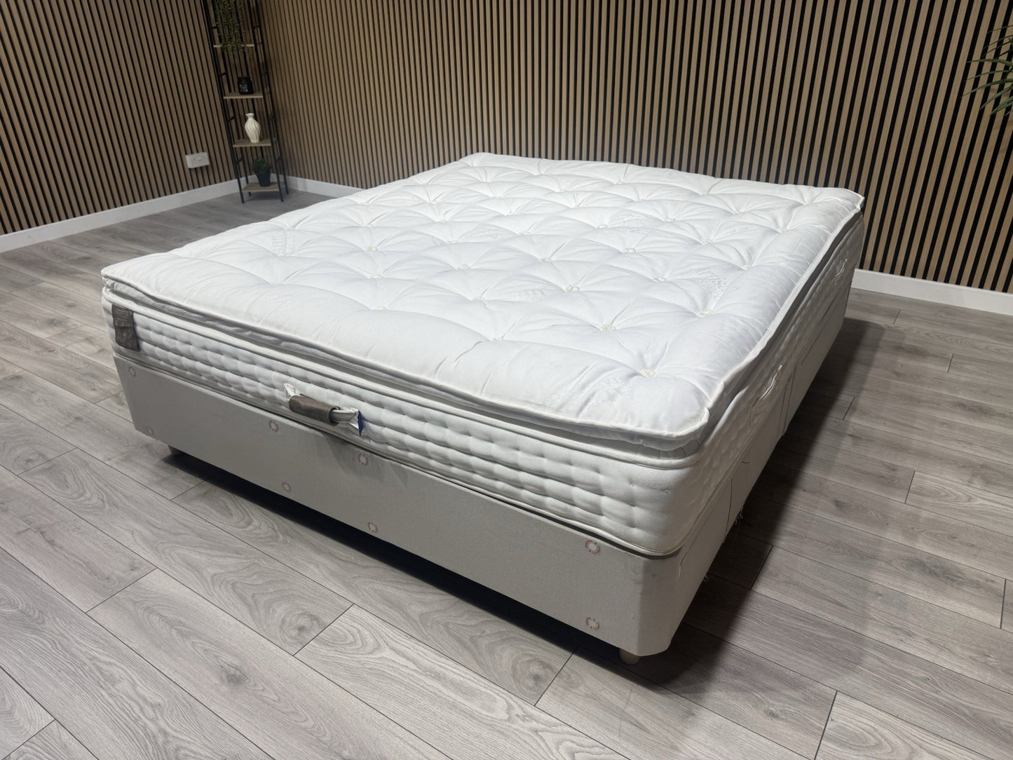 Staples and Co Artisan OPULENCE Extra Firm Mattress, 6ft Superking - RRP £1,799