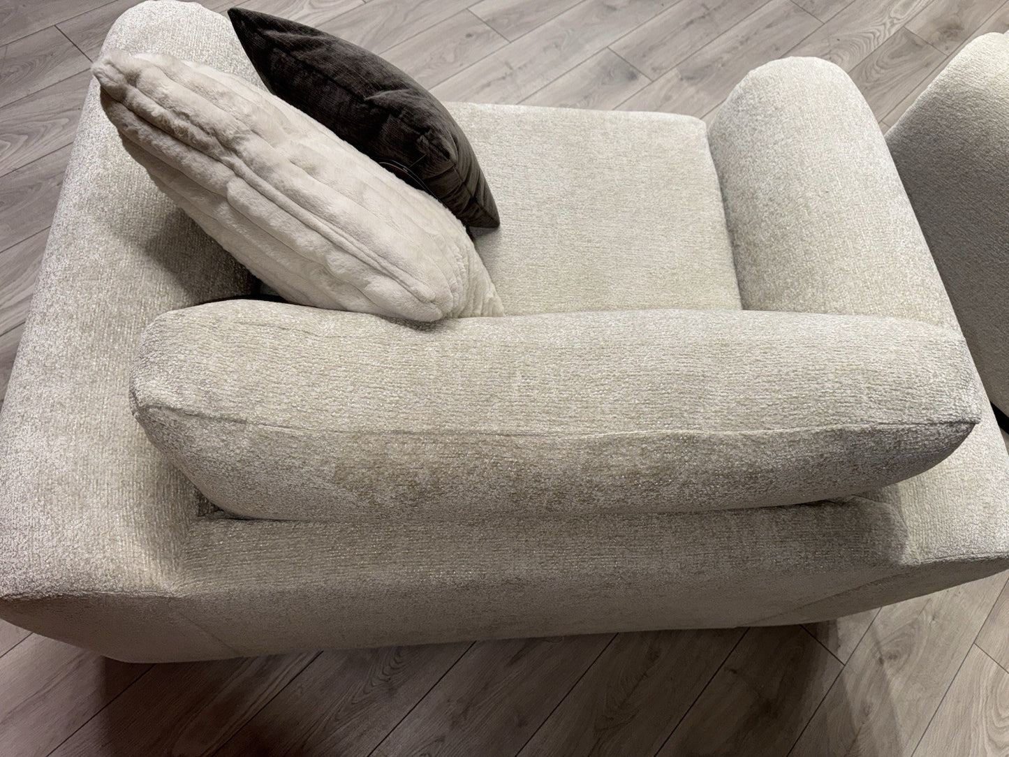 Charlie Marble Arch Style 3 Seater + Love Chair Fabric Sofa Set - RRP £3098