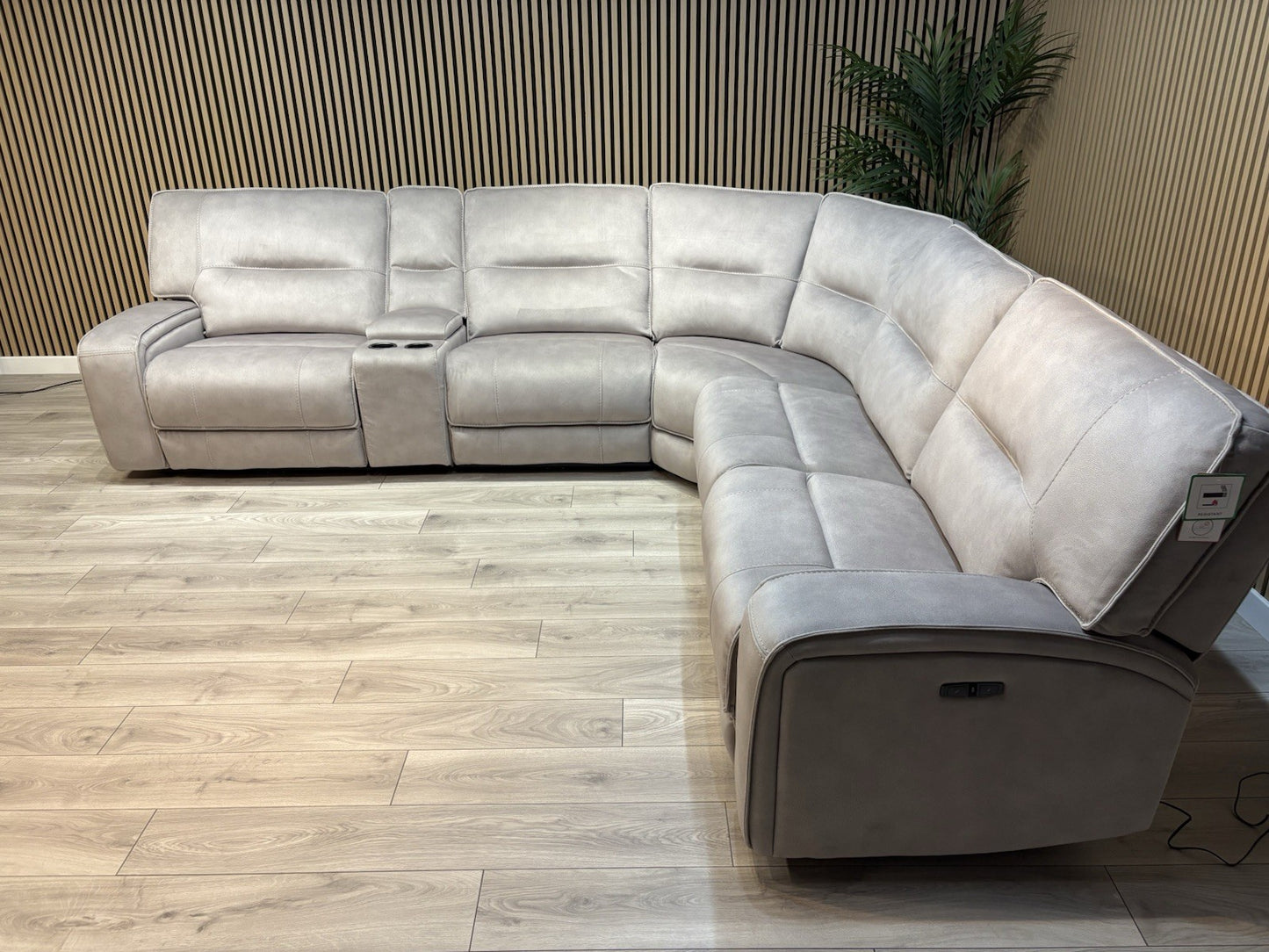 DFS - EXCALIBUR Fabric Large 2 Corner 2 Power Recliner Console Sofa - RRP £3,999