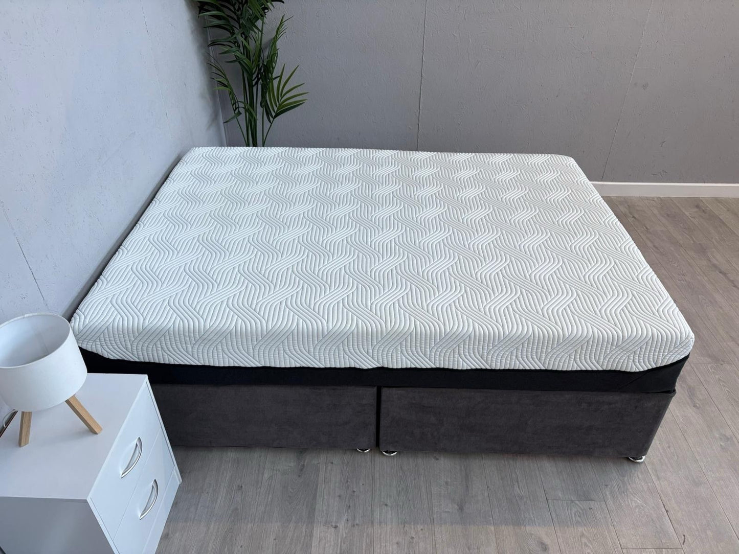 Tempur PRO PLUS Smart Cool 4ft 6 Double Mattress, Soft - RRP £2,299