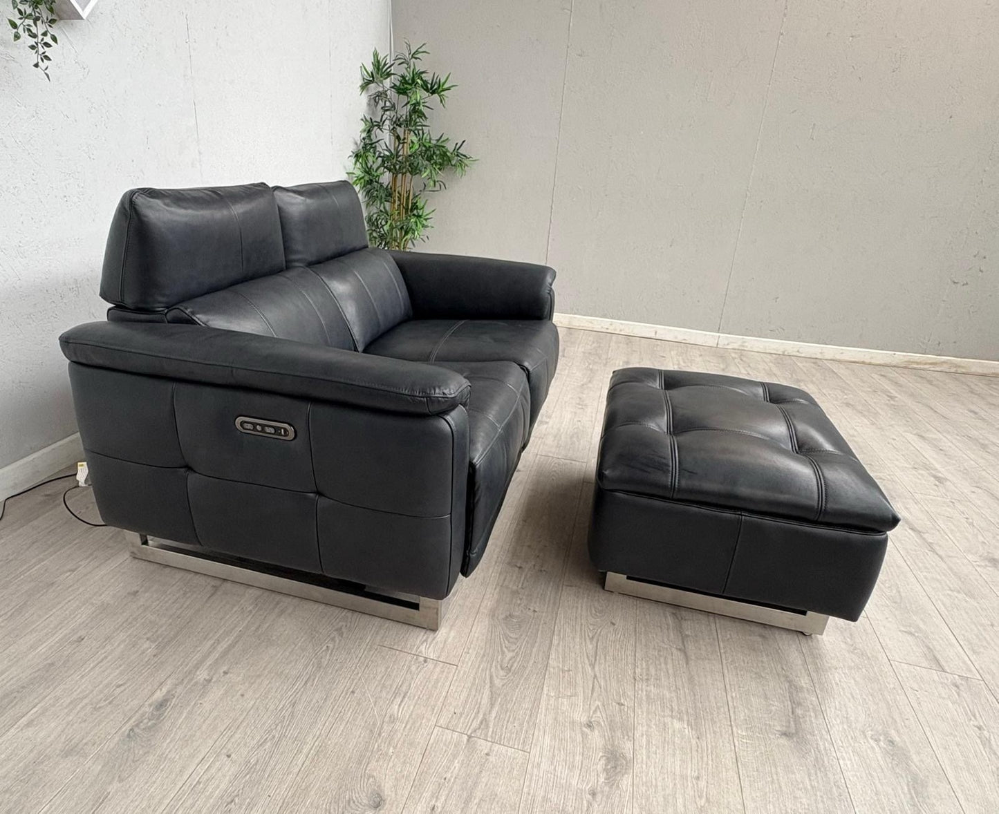 Furniture Village MOET Leather 2 Seater Power Recliner Sofa + Stool - RRP £3,290