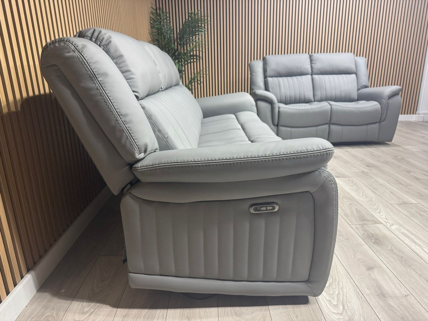 DOMINO 3 Seater + 2 Seater Leather Sofa Set, Power Recliners - RRP £2,995