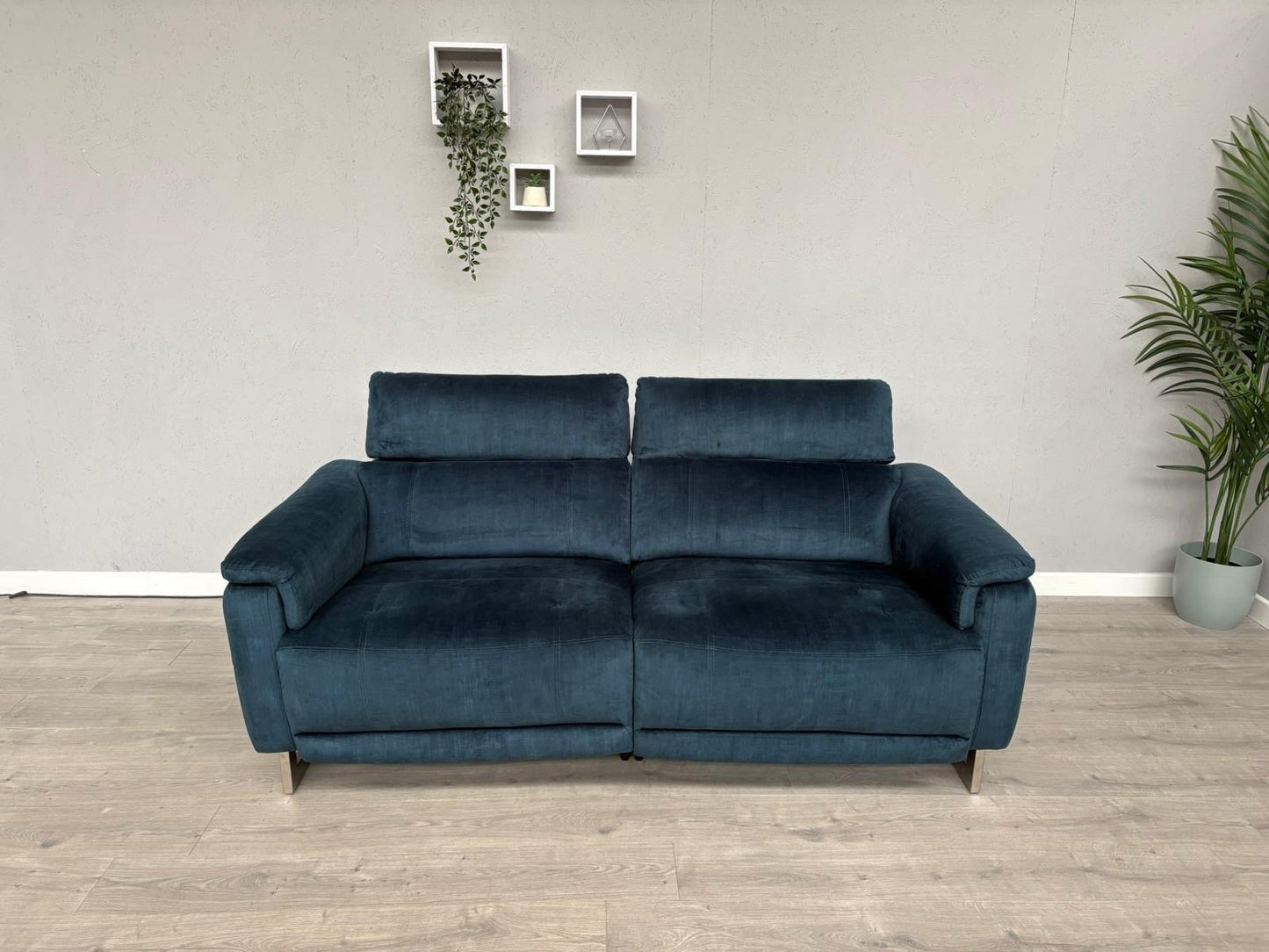 Furniture Village MOET Fabric Power Recliner 3 Seater Sofa - RRP £1,995