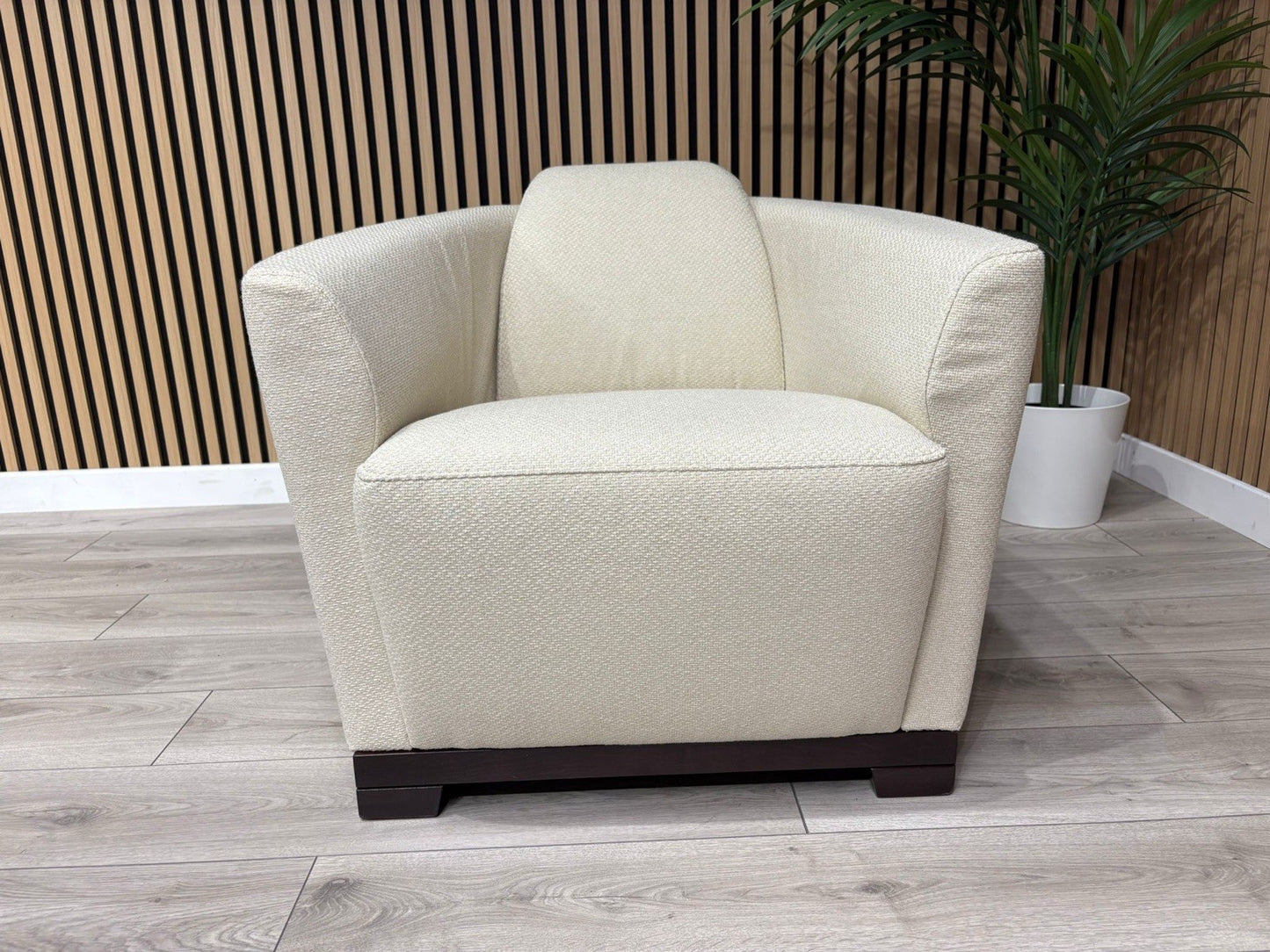 Furniture Village Nicoletti KETTY Fabric Accent Chair / Armchair - RRP £1,295