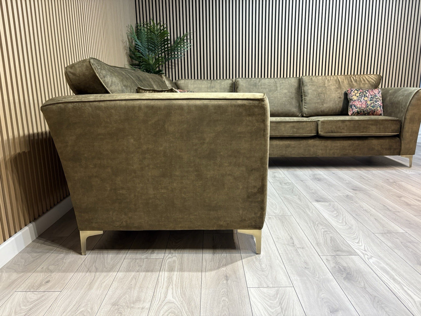 Furniture Village SASHA Fabric Large Corner Sofa ( 3 Corner 3 ) - RRP £3,495