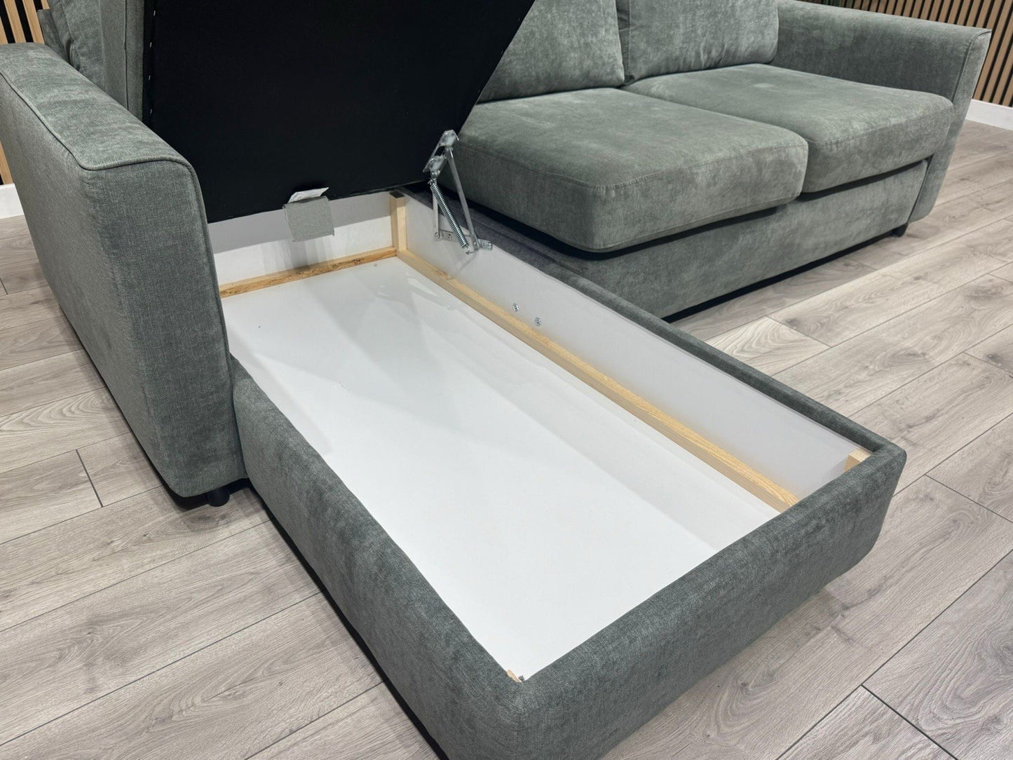 Furniture Village ESPRIT Fabric LHF Storage Chaise Corner Sofa - RRP £1,395