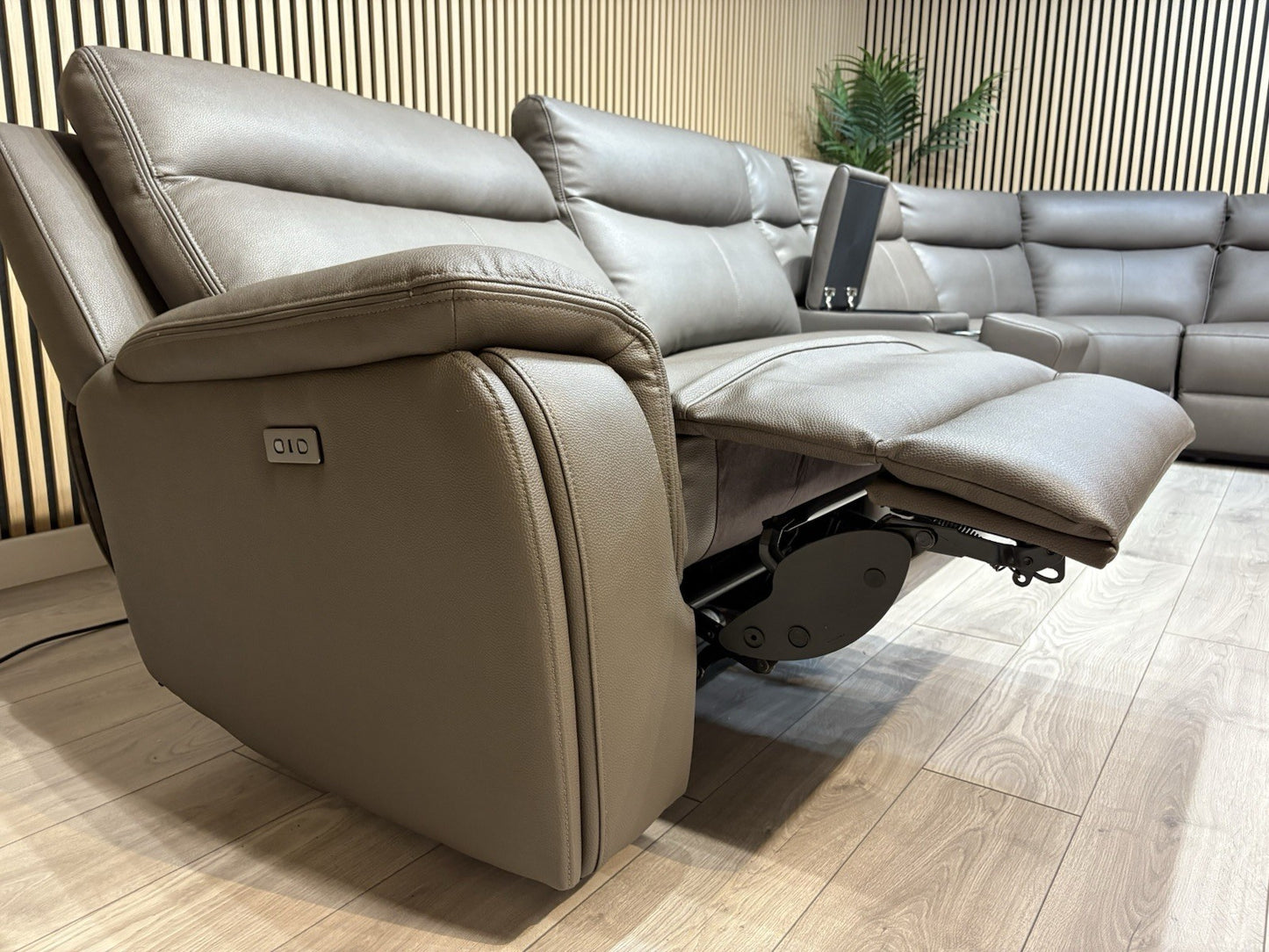 ScS - MAVERICK Fabric XL Modular 3 Corner 2 Sofa, Power Recliners - RRP £3,999