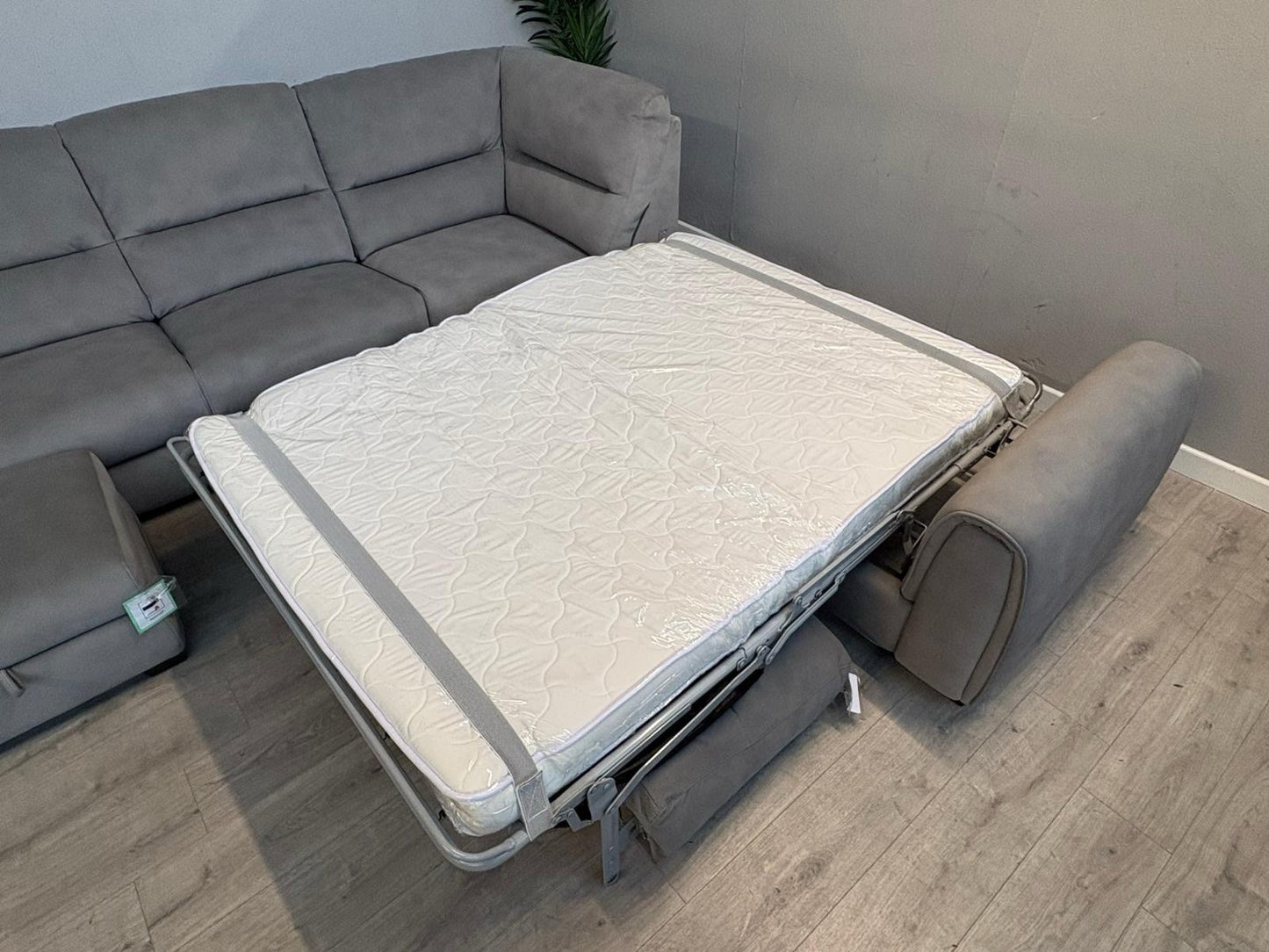 Furniture Village FLEX Fabric Large RHF Corner Sofa Bed + Footstool - RRP £3,390