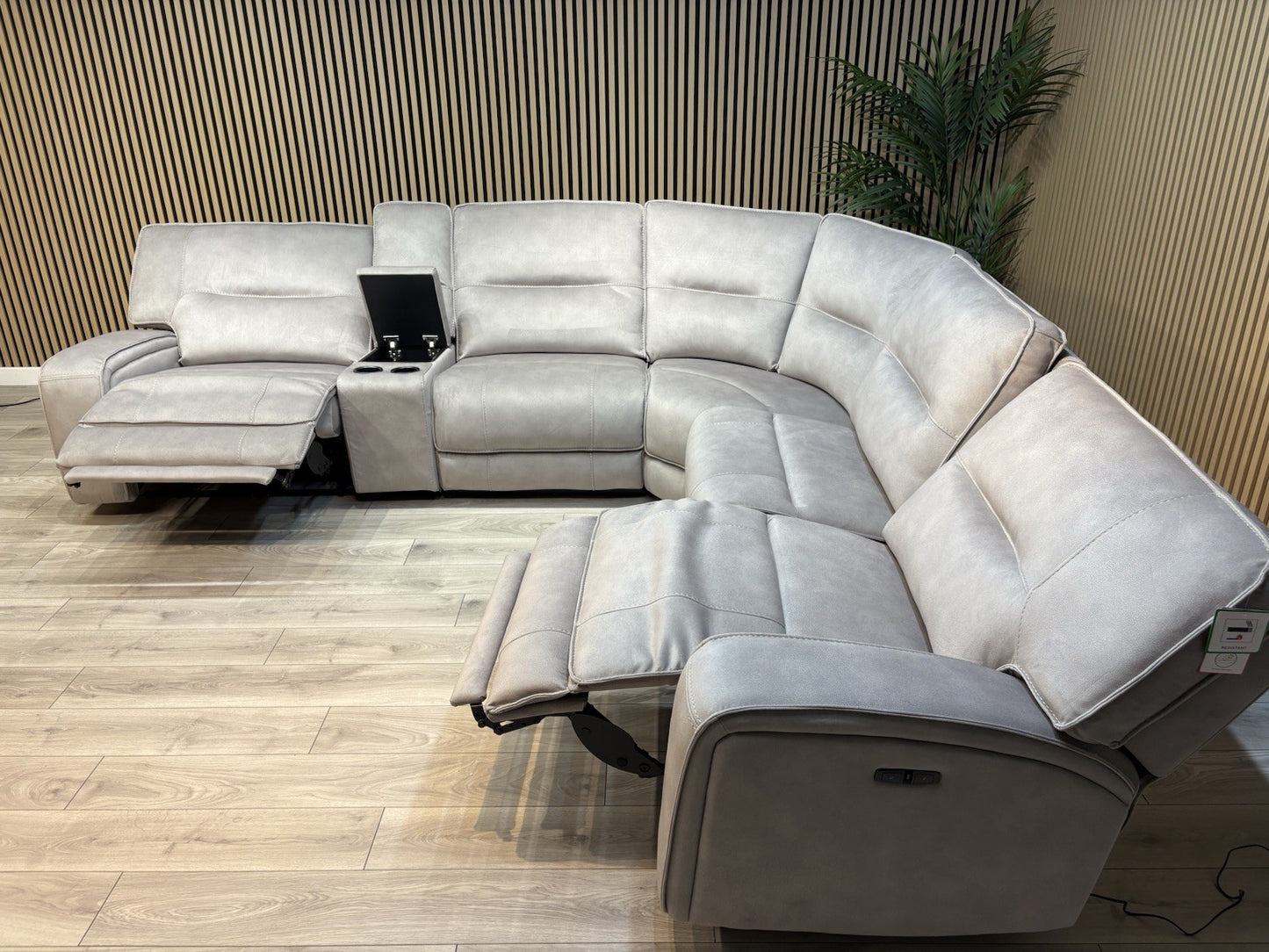 DFS - EXCALIBUR Fabric Large 2 Corner 2 Power Recliner Console Sofa - RRP £3,999