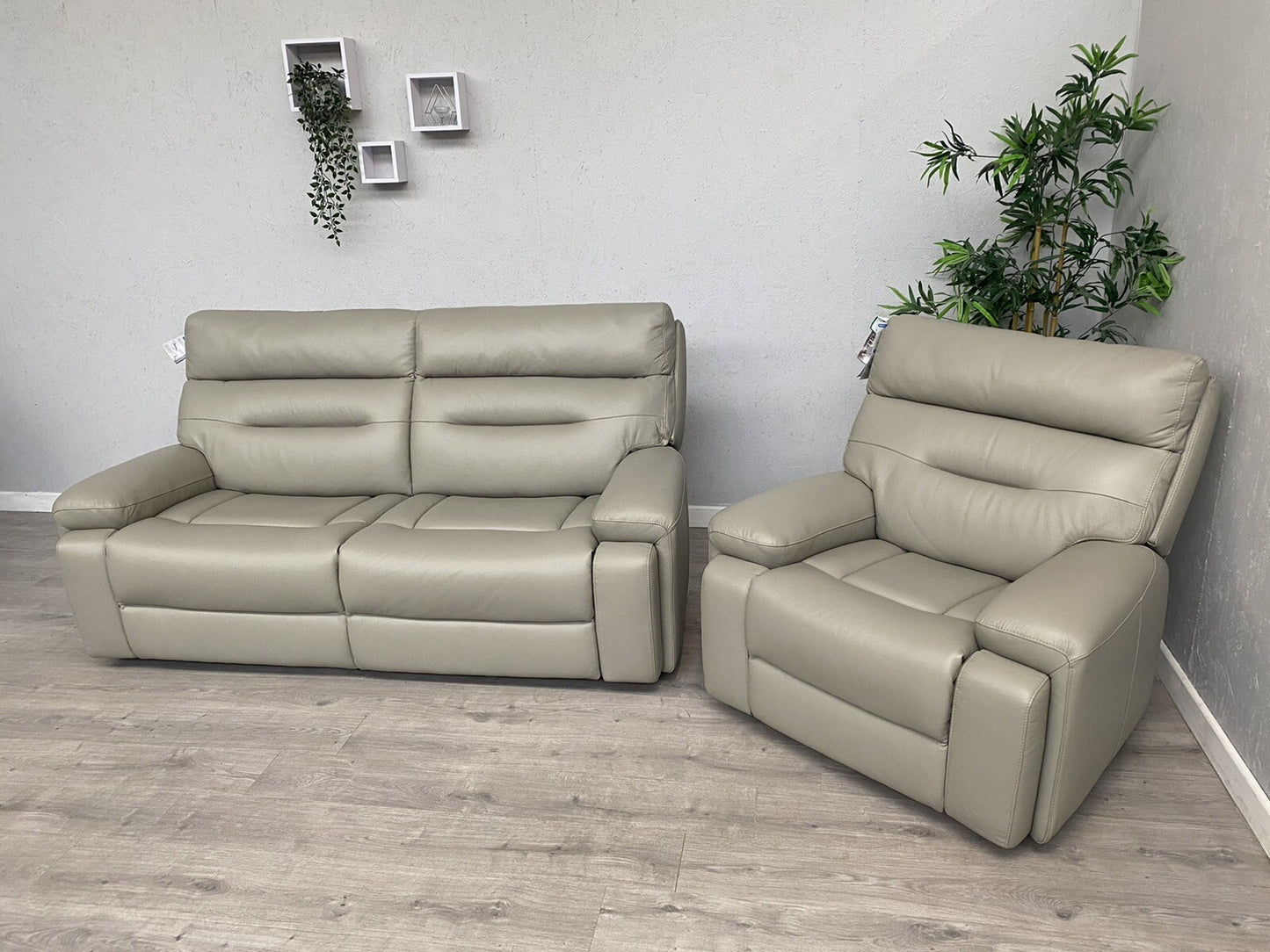 Furniture Village CINEMAX Leather 3 Seater Sofa + Armchair - RRP £2,890