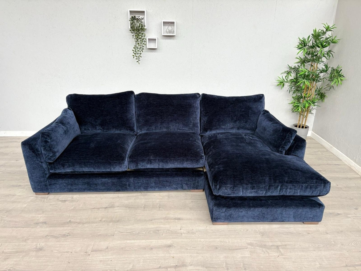 Westbridge PARKER / Sofology CAVALLI Style Fabric Chaise Corner Sofa - RRP £4999