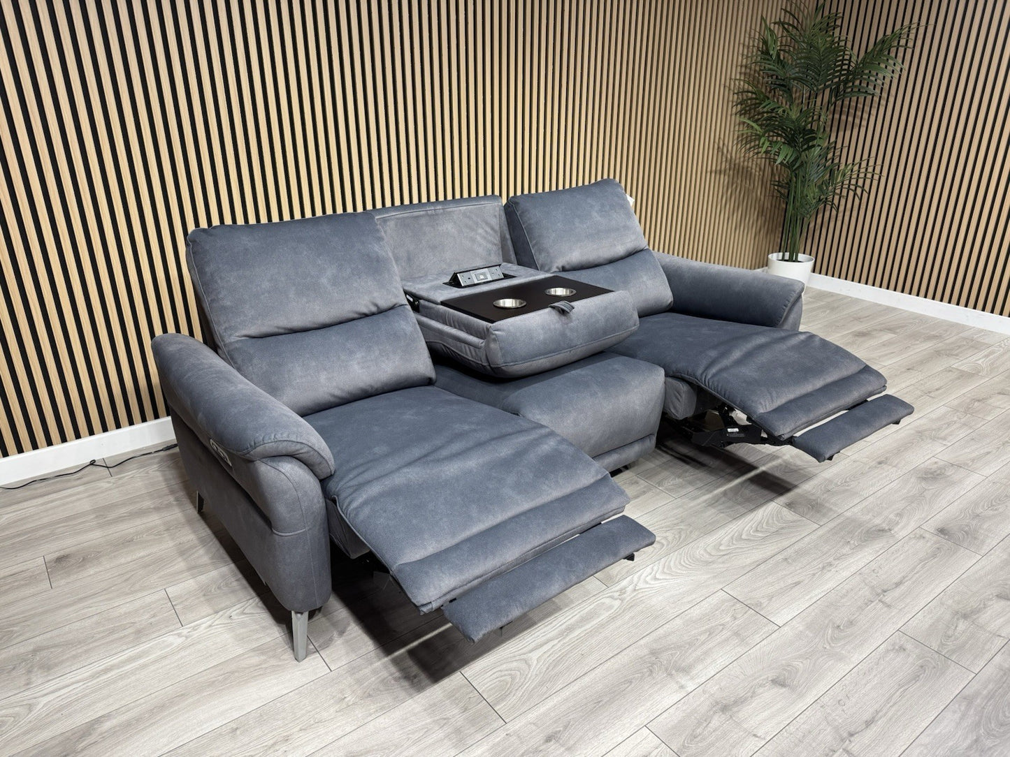 F. Village DAYTONA Fabric 3 Seater Power Recliner Bluetooth Sofa - RRP £1,695