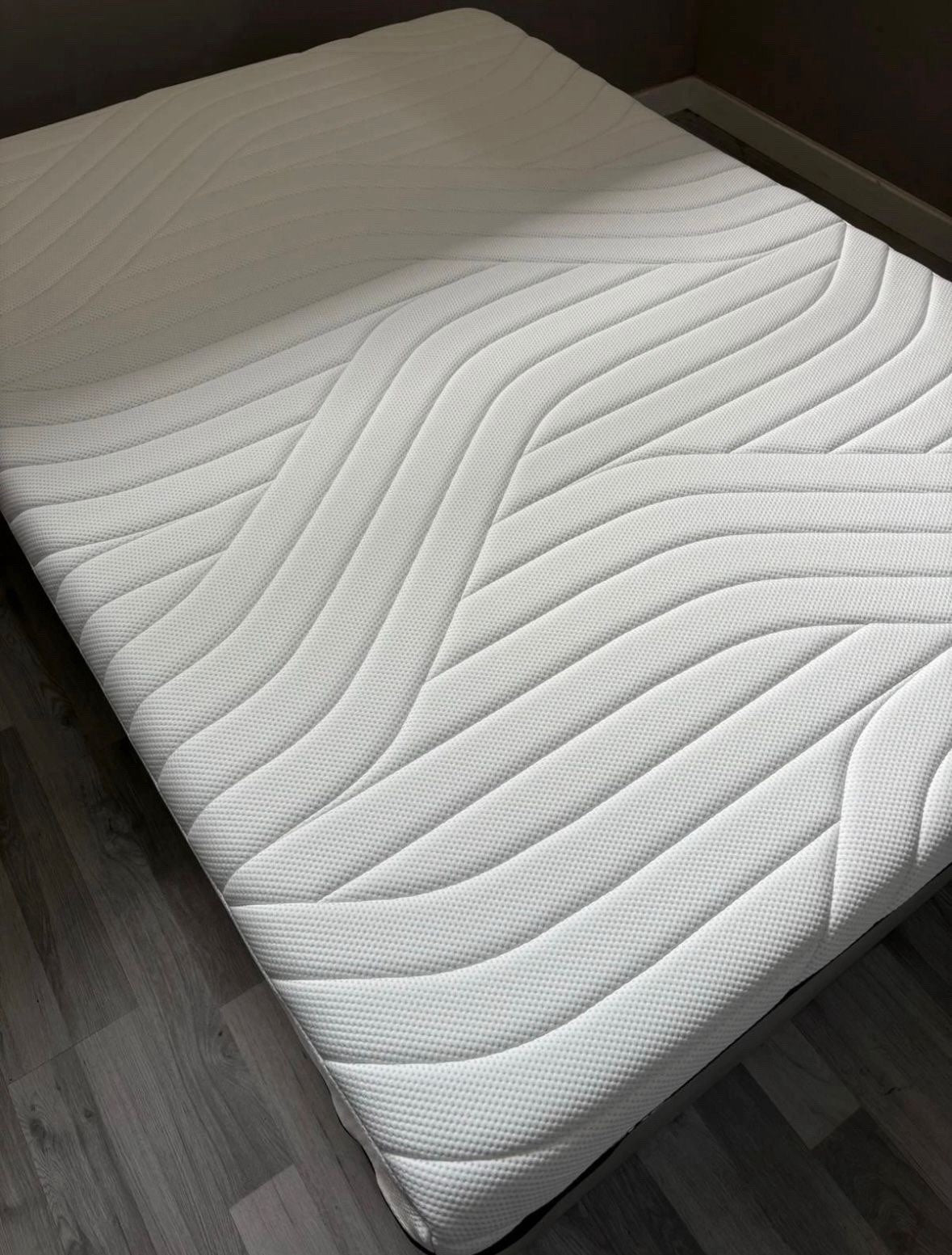 Tempur PRO PLUS Smart Cool 4ft 6 Double Mattress, Medium / Firm - RRP £2,299