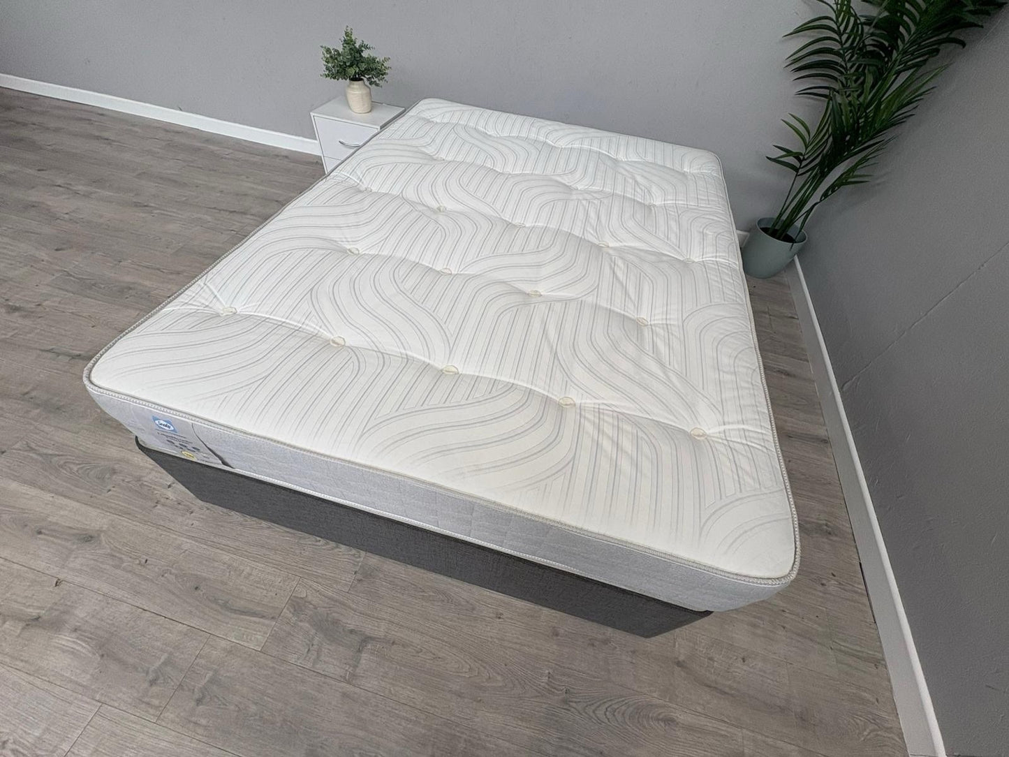 Sealy COLUMBIA Ortho Extra Firm 5ft Kingsize Mattress - RRP £1,399