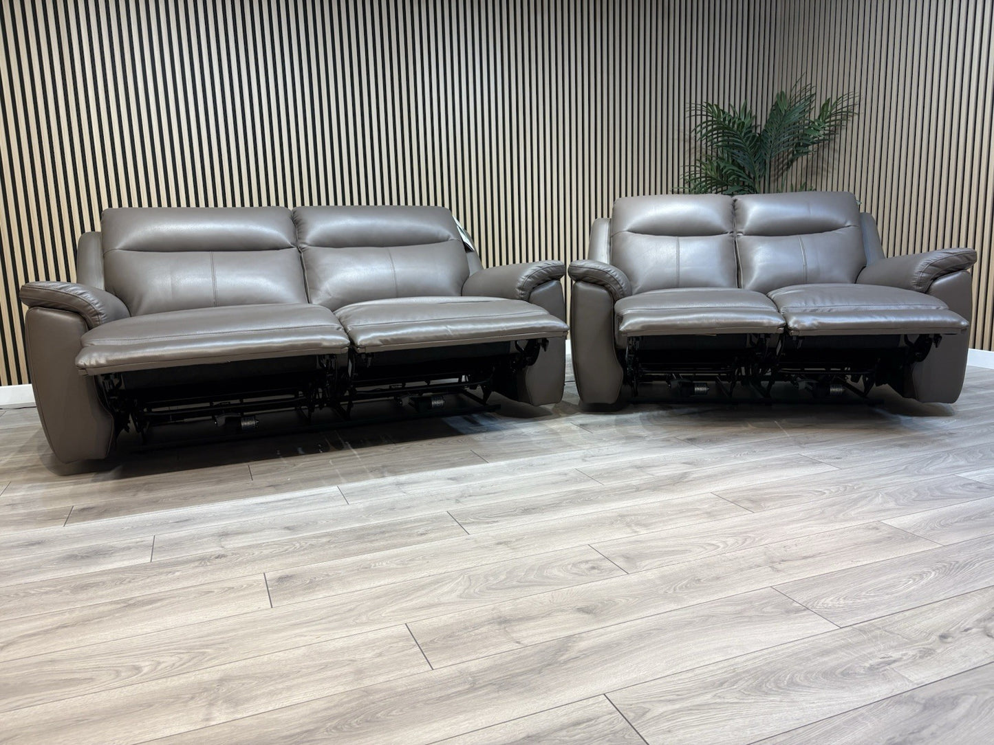 NAVONA 3 Seater + 2 Seater Leather Sofa Set, Power Recliners - RRP £3,498