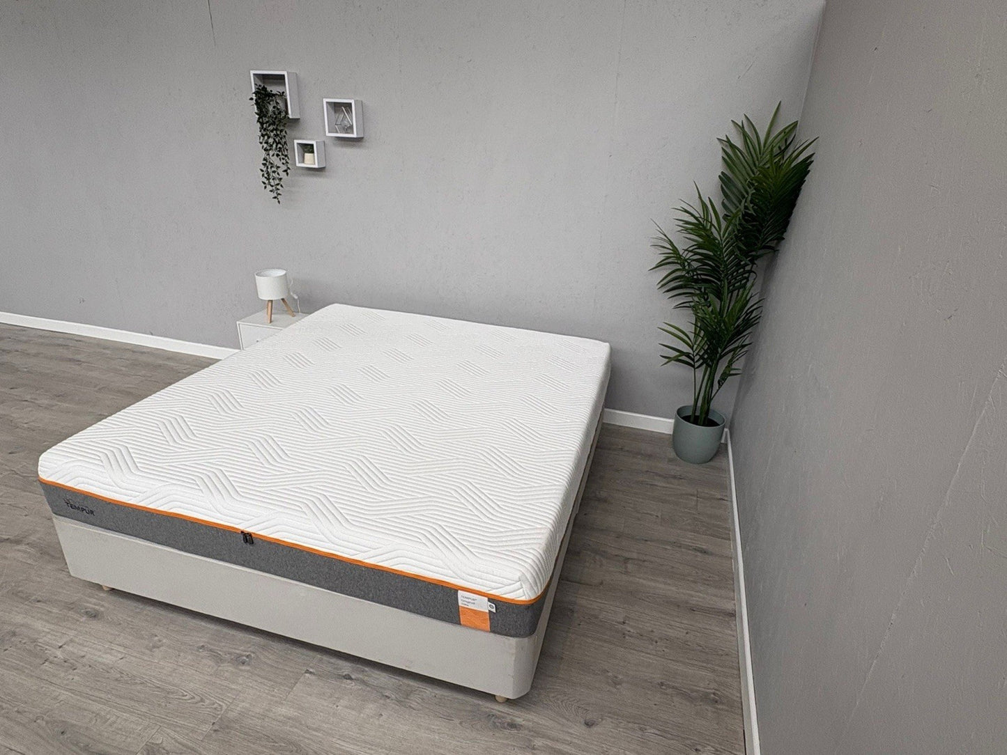Tempur ORIGINAL ELITE Memory 6ft Superking Mattress, Medium - RRP £2,399
