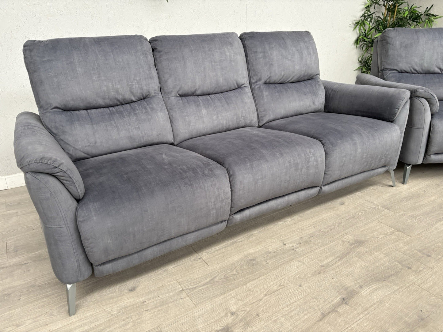 F. Village DAYTONA Fabric 3 + 2 Seater Sofa Set, Power Recliner - RRP £2,490
