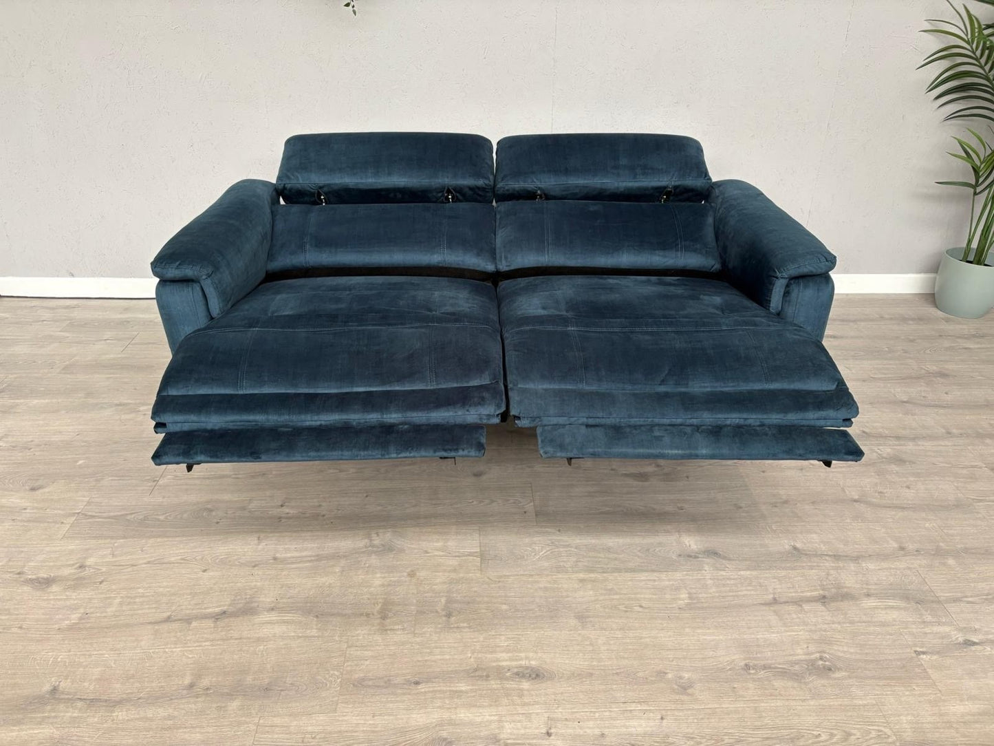 Furniture Village MOET Fabric Power Recliner 3 Seater Sofa - RRP £1,995