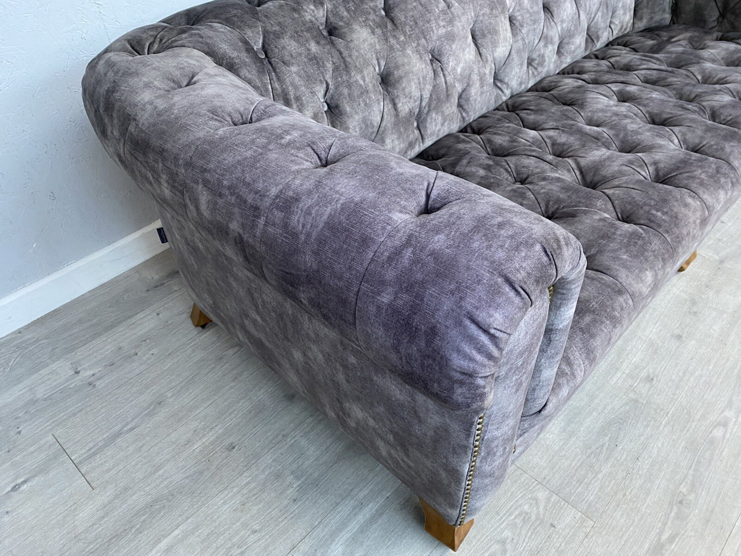 Alexander & James VIVIENNE Fabric Chesterfield 4 Seater Sofa + Snuggler Armchair
