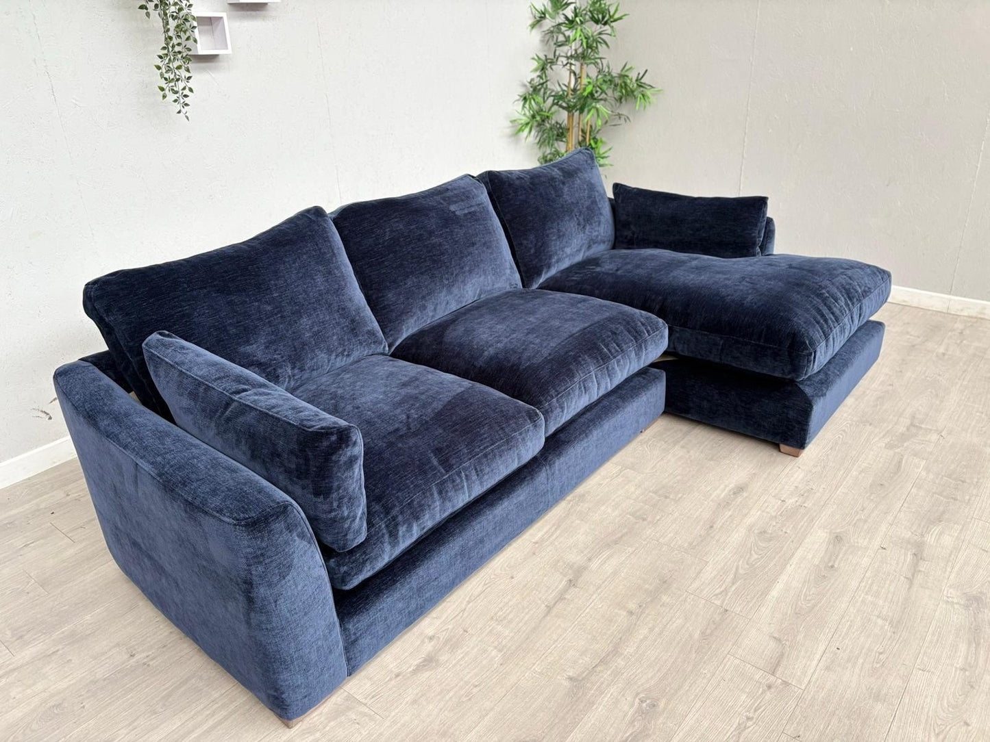 Westbridge PARKER / Sofology CAVALLI Style Fabric Chaise Corner Sofa - RRP £4999