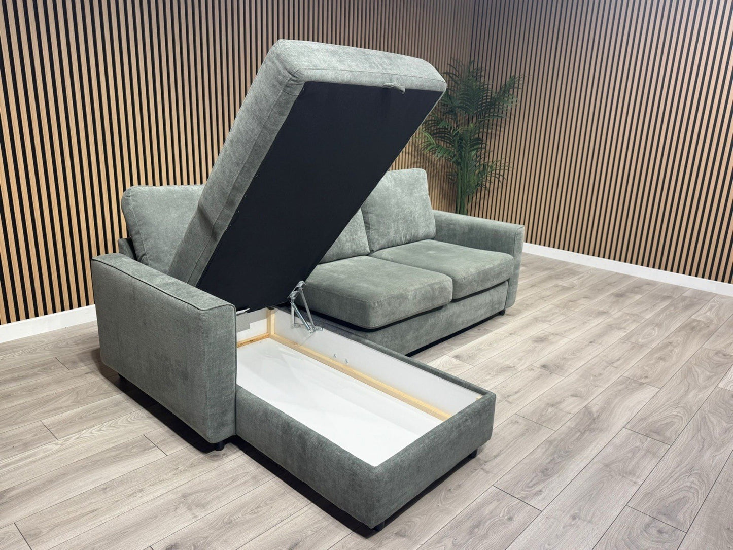 Furniture Village ESPRIT Fabric LHF Storage Chaise Corner Sofa - RRP £1,395