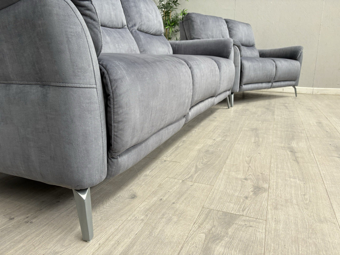 F. Village DAYTONA Fabric 3 + 2 Seater Sofa Set, Power Recliner - RRP £2,490