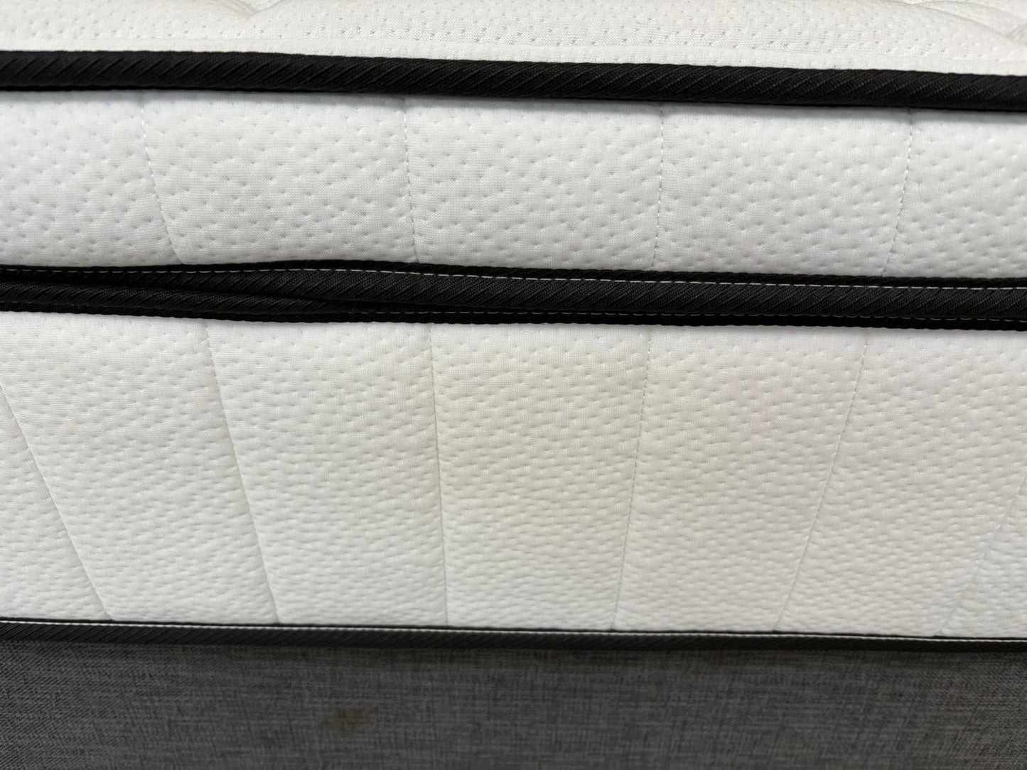 IGEL Nanotech 4000i 5ft Kingsize Mattress, Firm - RRP £1,899