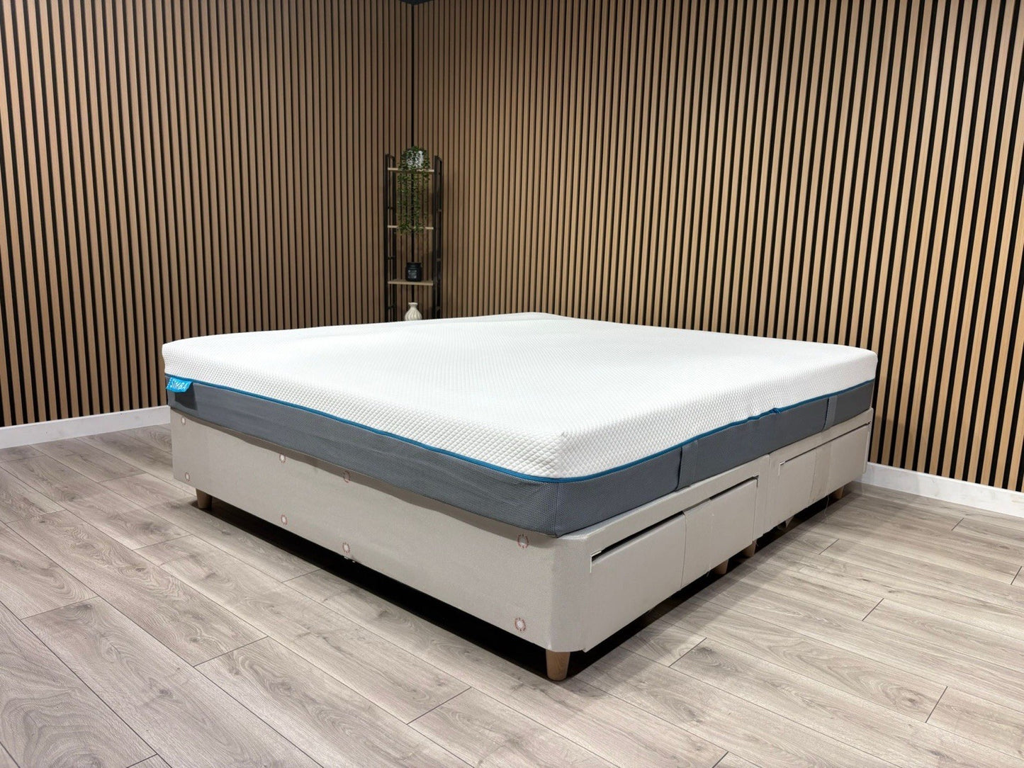 SIMBA Hybrid Essential 6ft Superking Mattress - RRP £999
