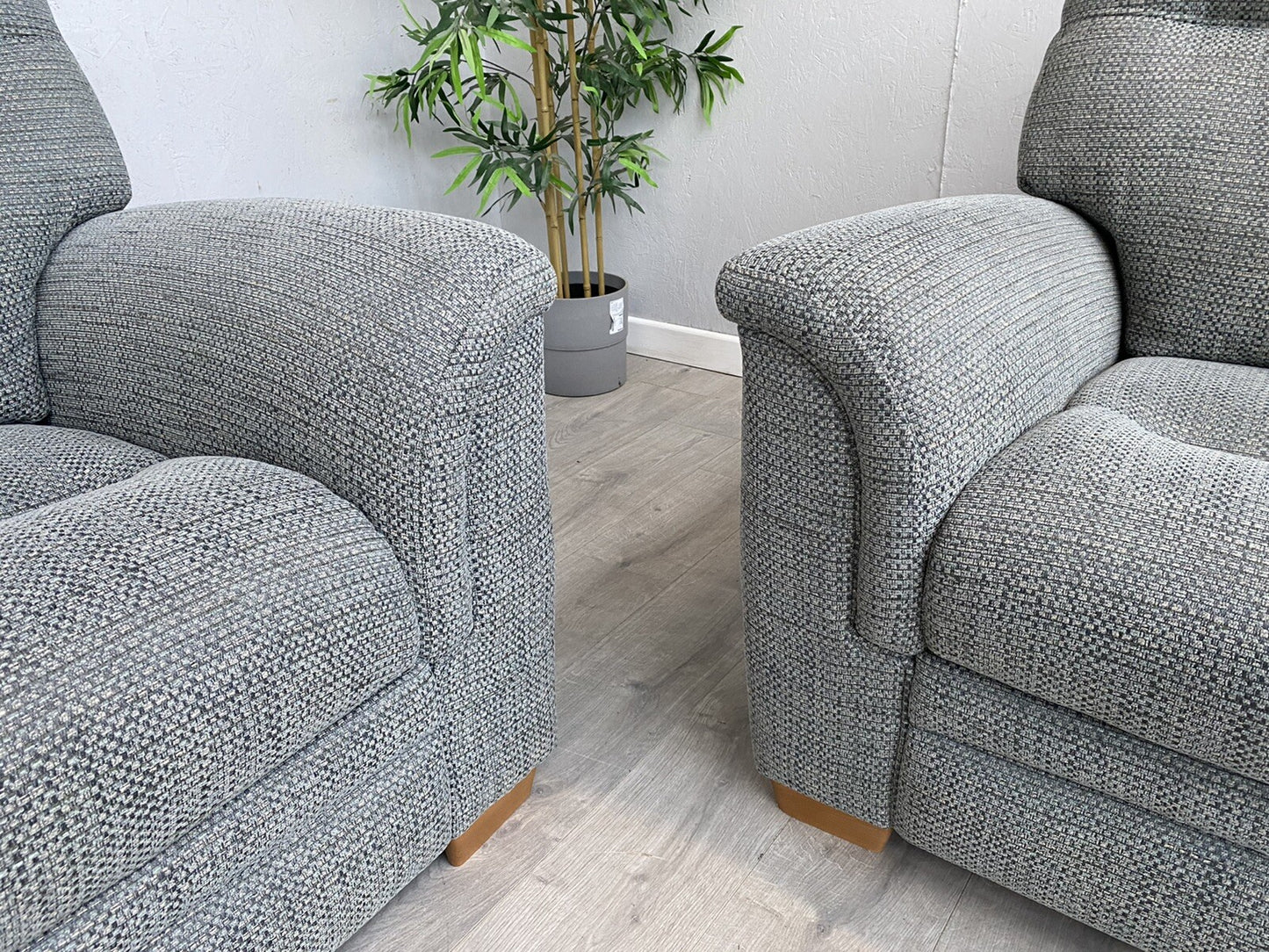 Parker Knoll - HUDSON 23 Fabric 3 Seater + 2 Seater Sofas + Stool - RRP £5,215