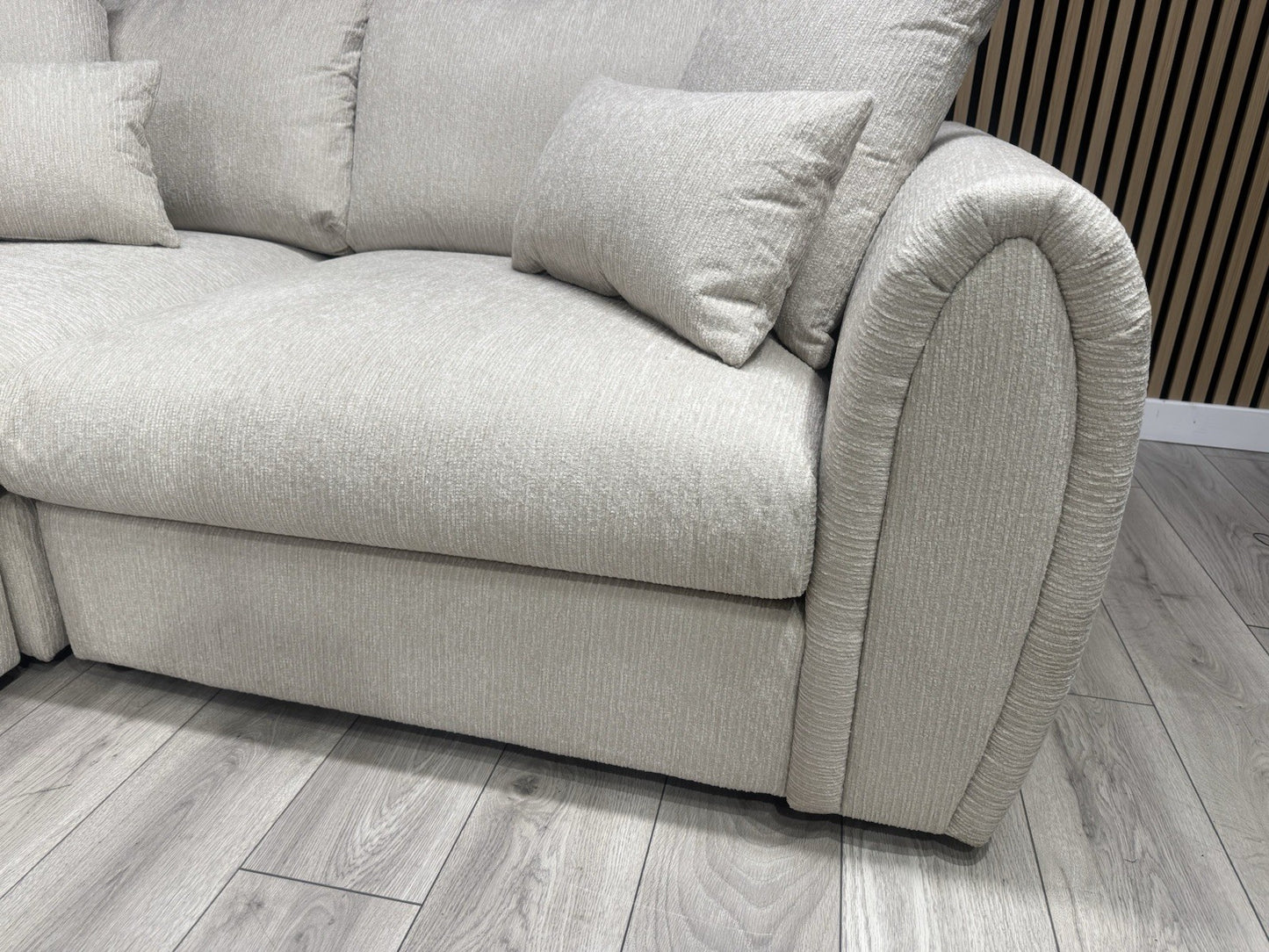 Sofology MARBLE ARCH Style Fabric RHF Corner Sofa, Cream - RRP £3,599