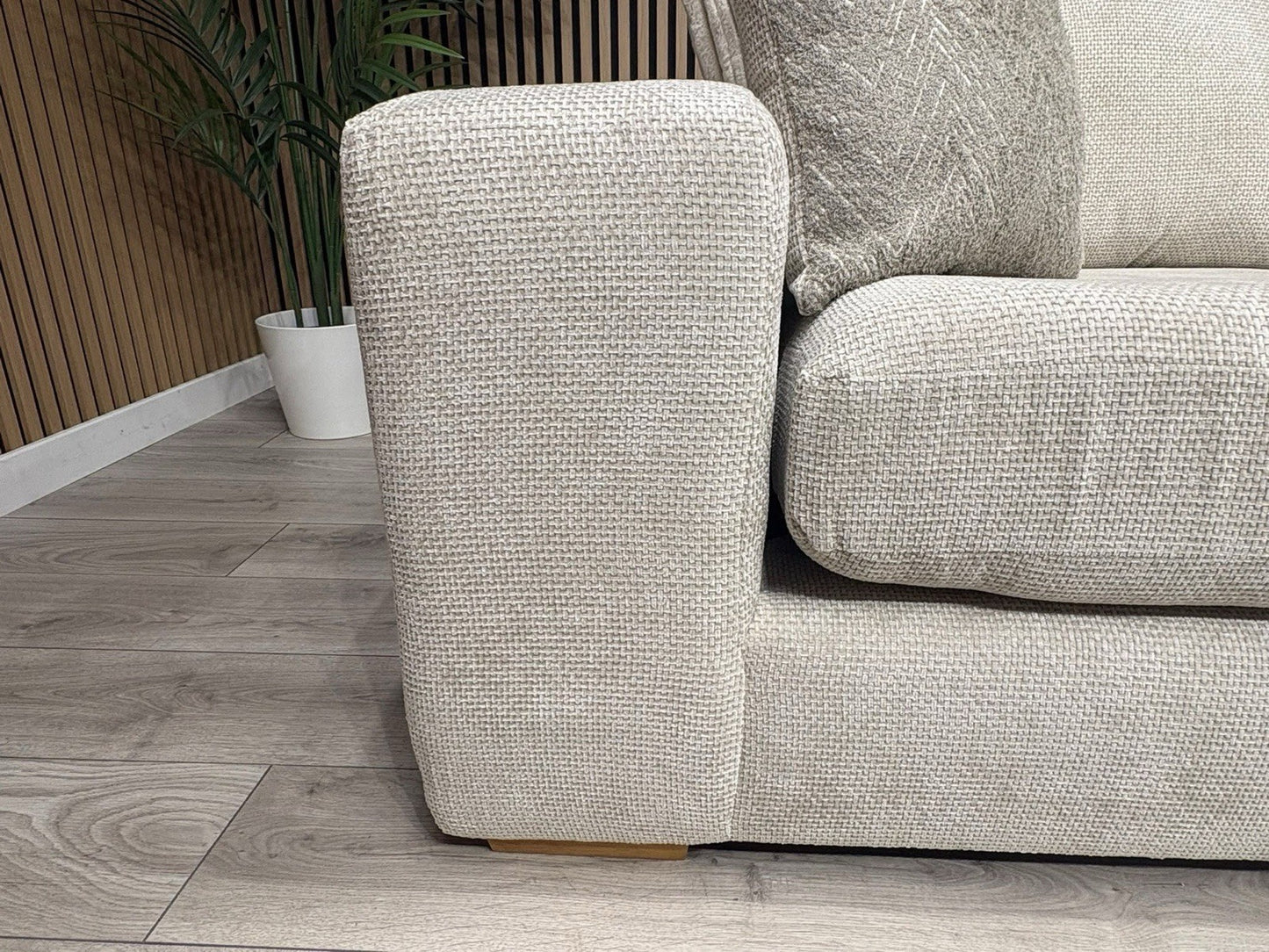 DFS Sample Pandora RHF Large 3 Seater Chaise Sofa - RRP: £3295