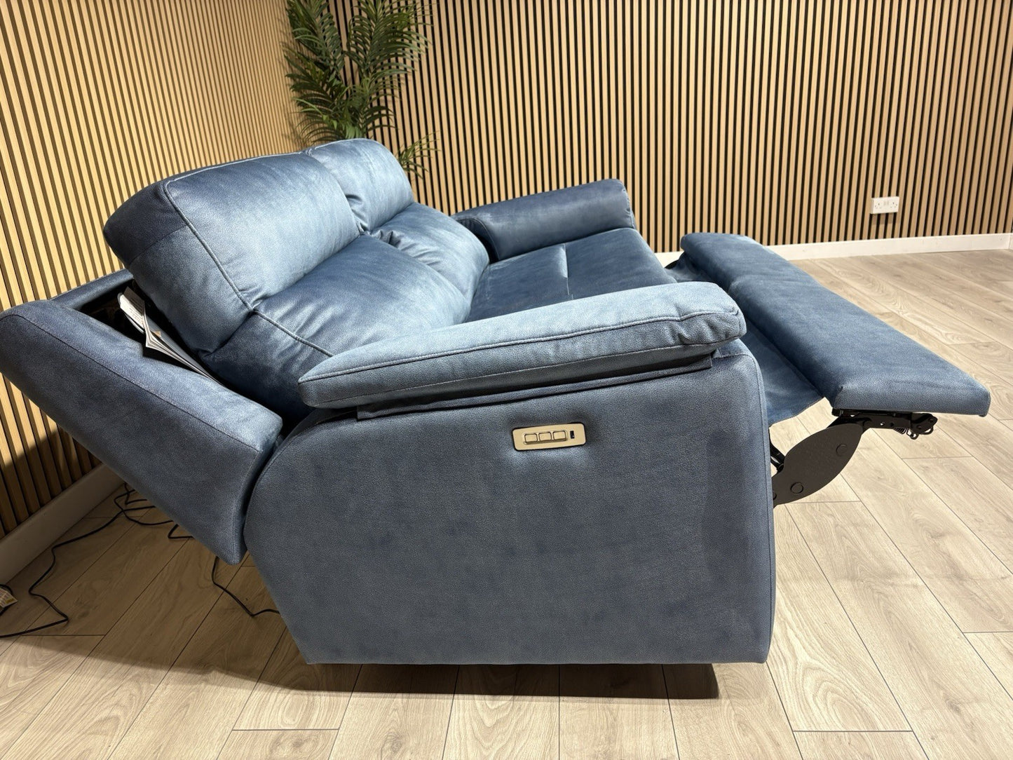 G Plan THORNBURY Fabric 3 Seater Power Recliner / Headrest Sofa - RRP £4,495