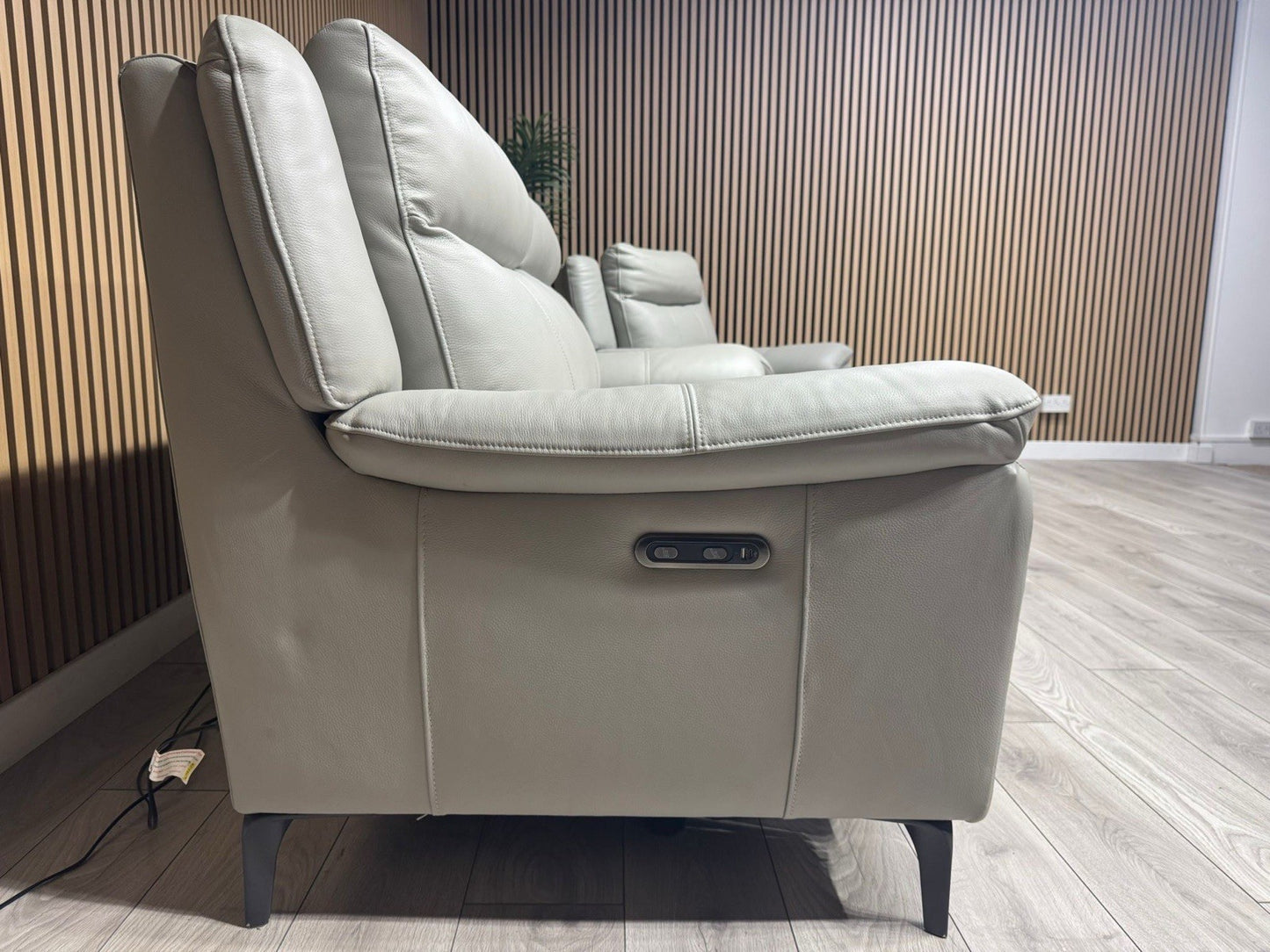 F. Village PANACHE Leather 3 Seater Sofa + Armchair, Power Recliner - RRP £2,890