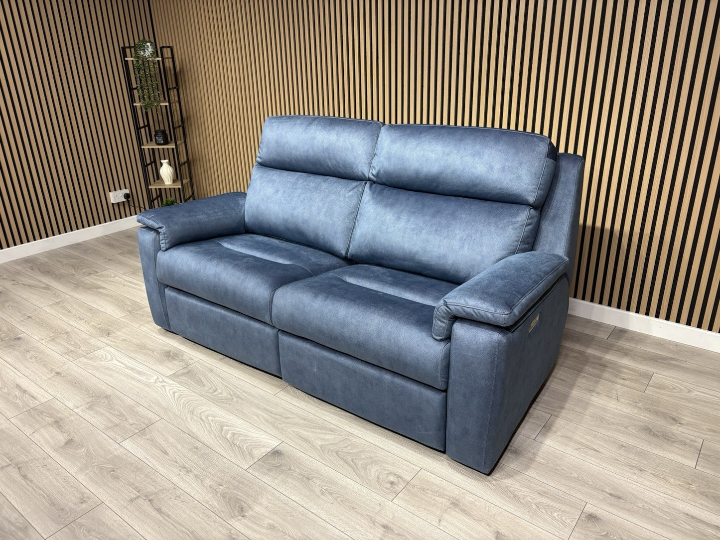 G Plan THORNBURY Fabric 3 Seater Power Recliner / Headrest Sofa - RRP £4,495