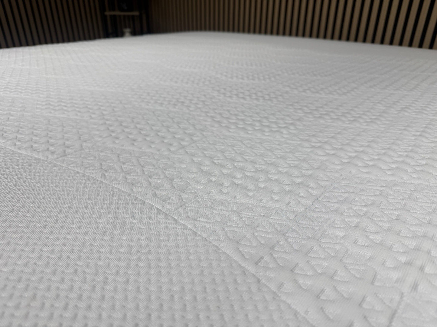 EMMA - Helix Hybrid 6ft Superking Mattress - RRP £1,299